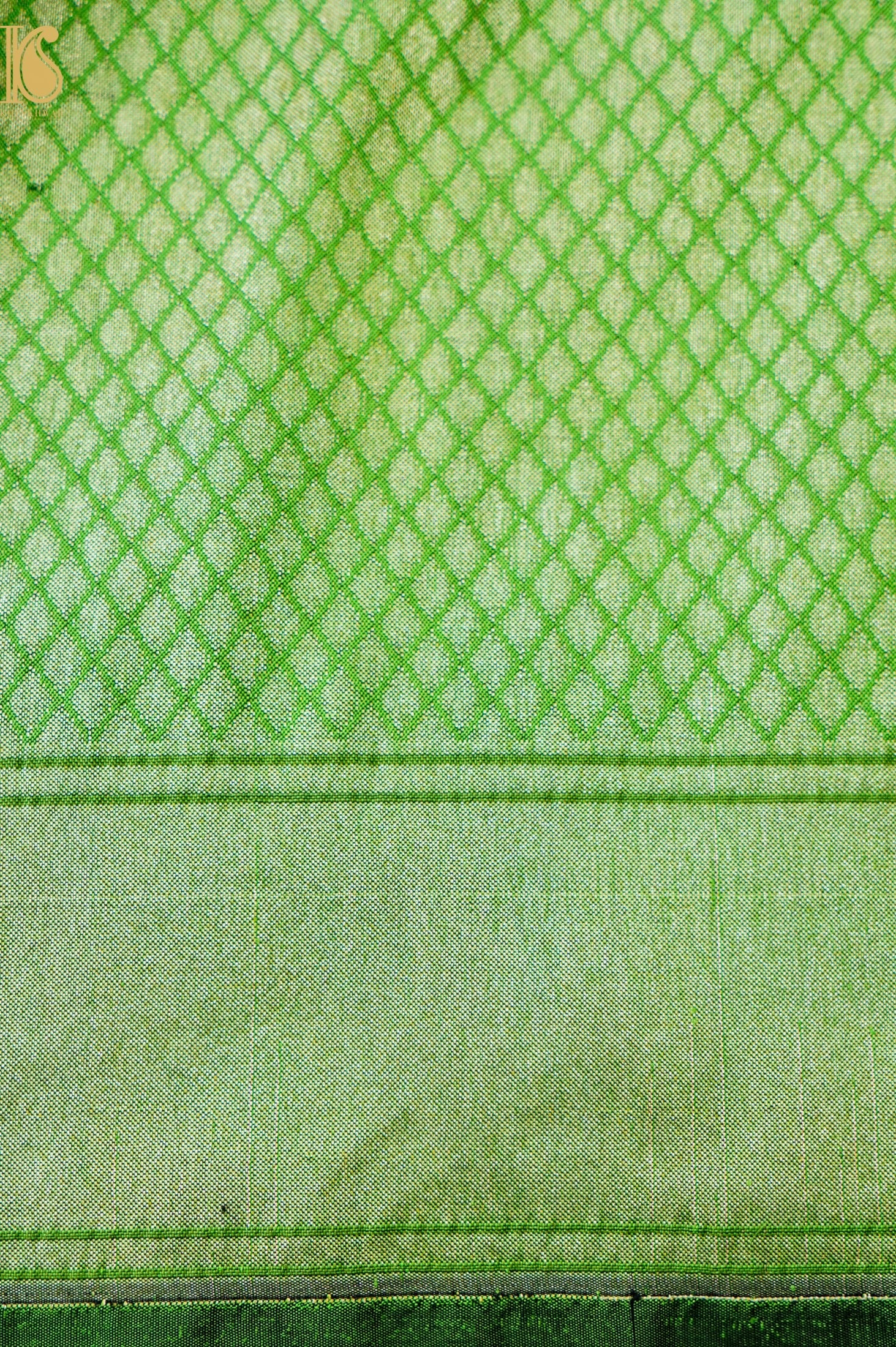 Handloom Pure Katan Silk Green Shikargah Banarasi Saree