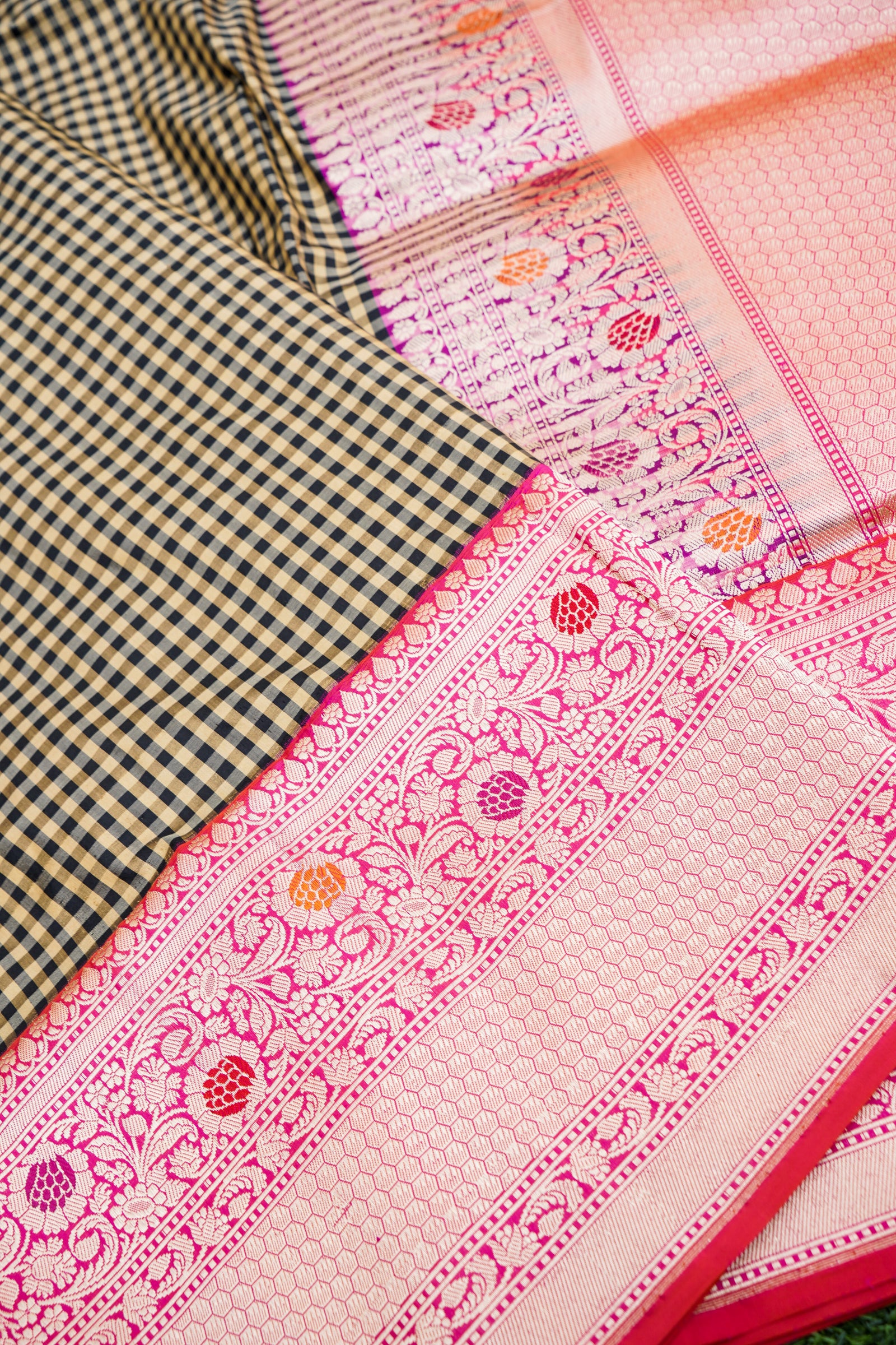 Pure Katan Silk Kadiyal Charkhana Meenakari Border Banarasi Saree in Black
