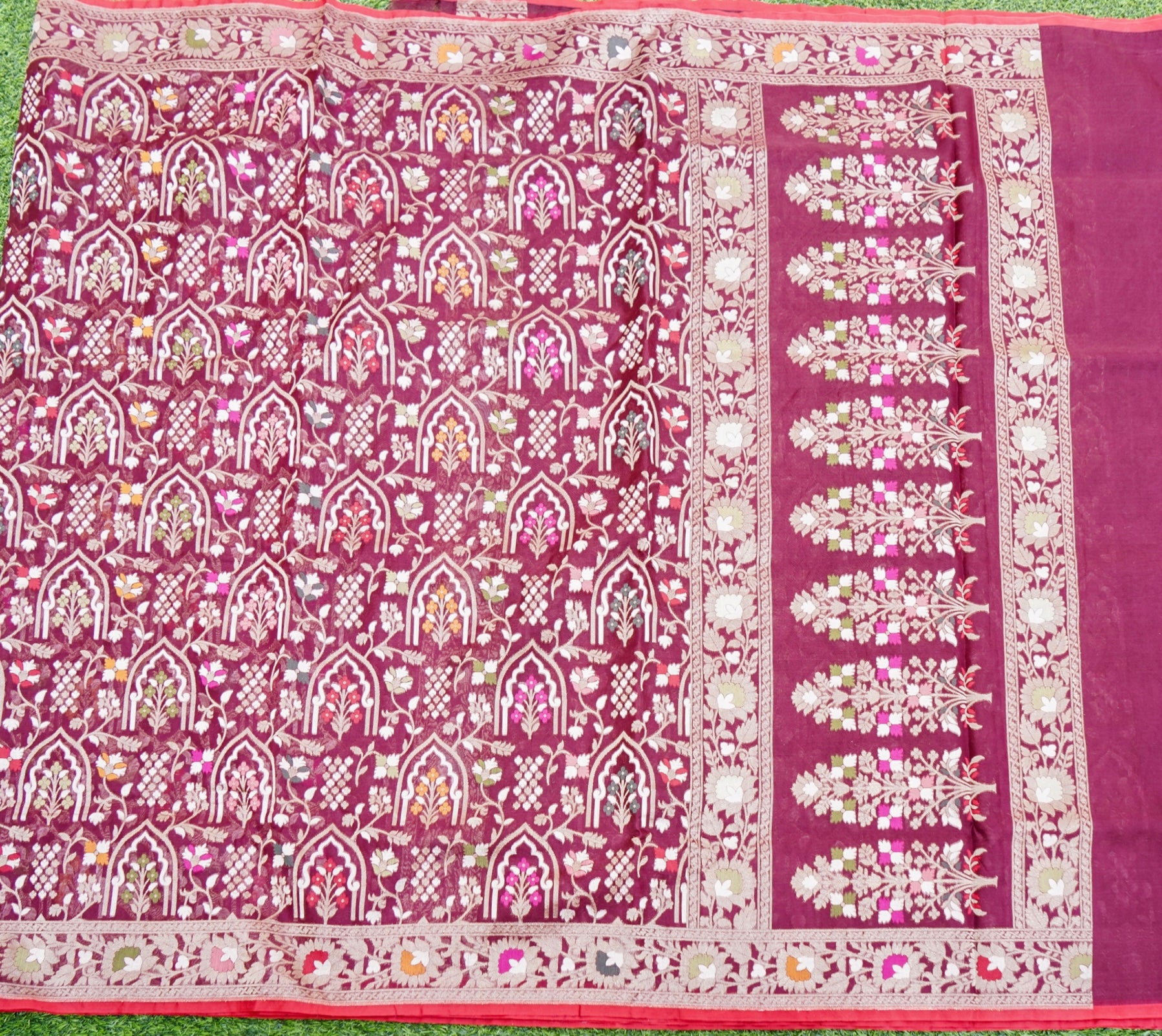 Pure Kora Silk Ektara Jamdani Mehrab Jaal Banarasi Saree in Deep Wine