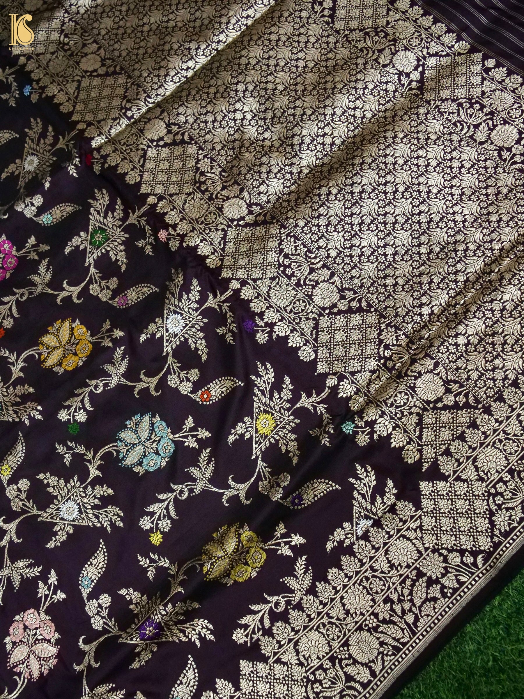 Banarasi Katan Silk Kadwa Jangla Handwoven Saree in Wine Purple