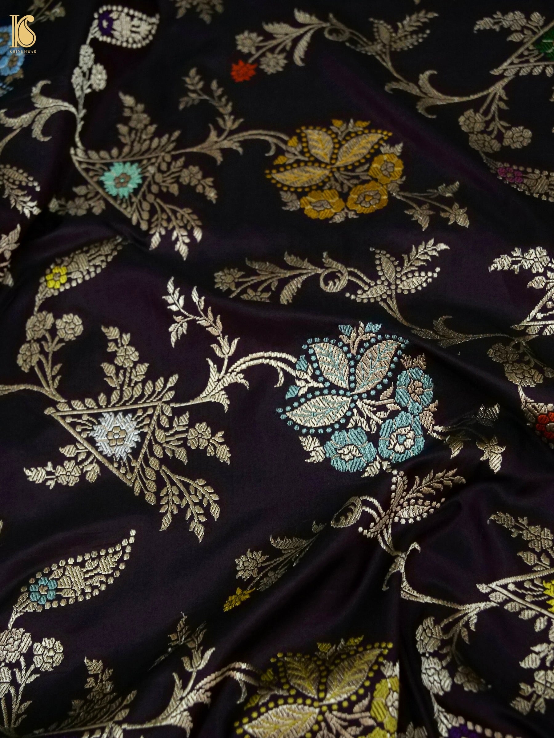 Banarasi Katan Silk Kadwa Jangla Handwoven Saree in Wine Purple