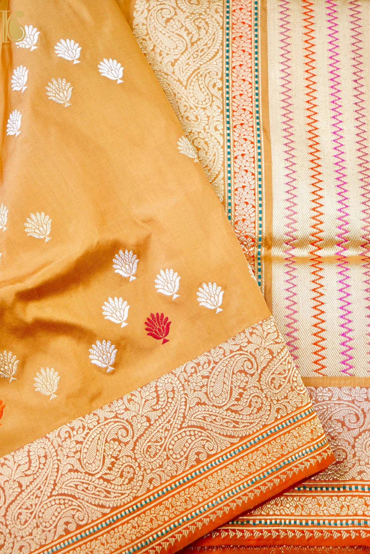 Handloom Banarasi Pure Katan Silk Kadwa Saree