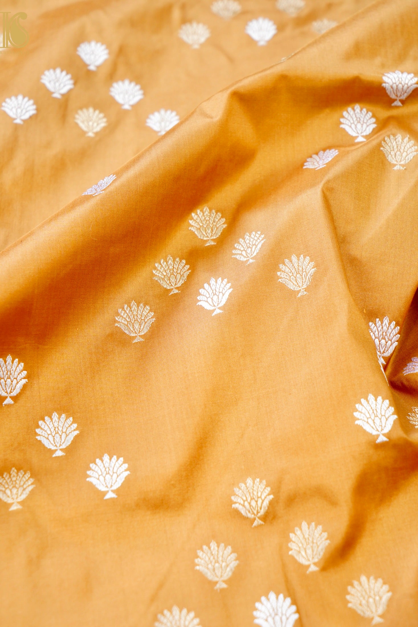 Handloom Banarasi Pure Katan Silk Kadwa Saree