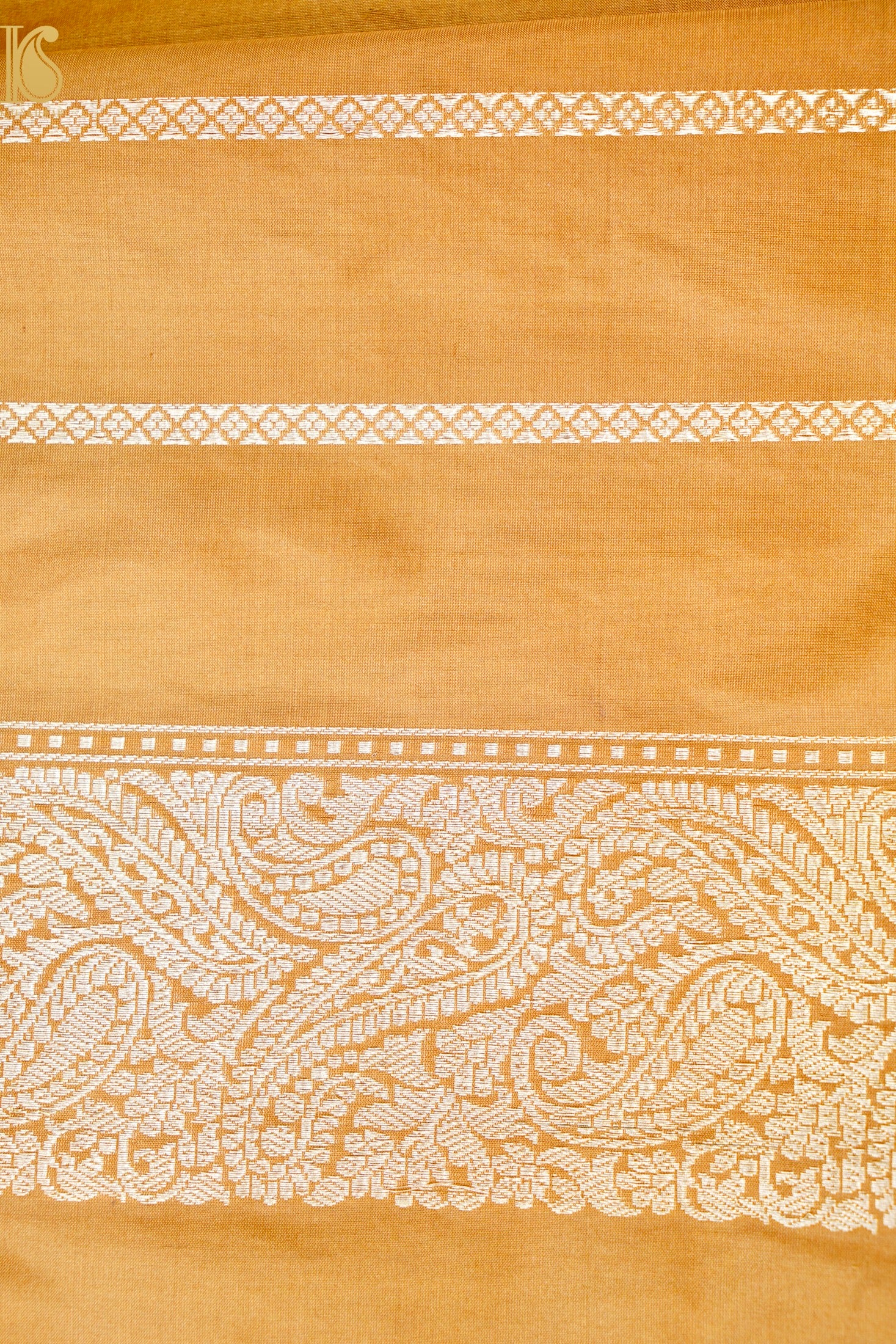 Handloom Banarasi Pure Katan Silk Kadwa Saree
