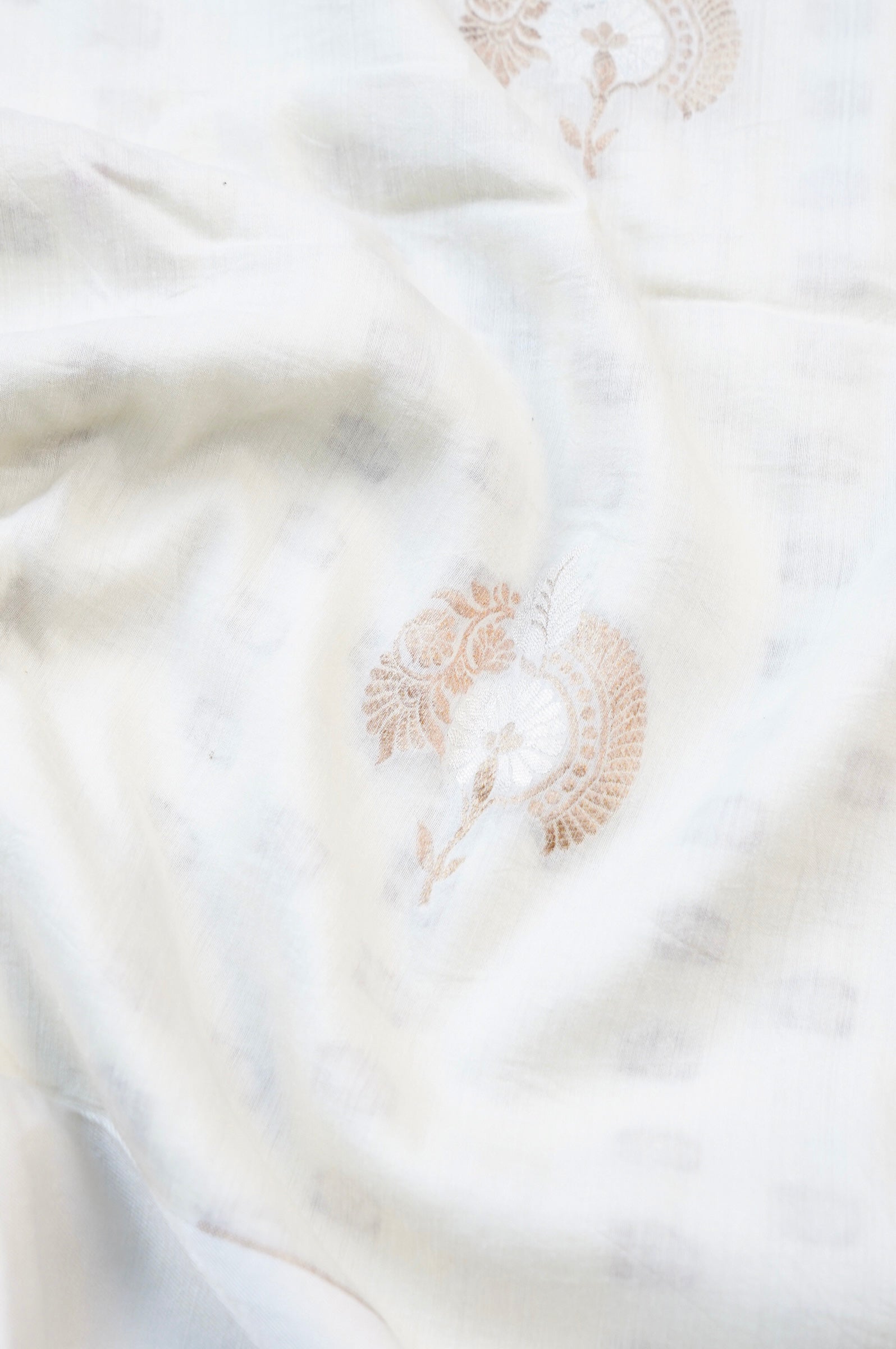 Pure Moonga Silk Handloom Banarasi Saree with Satin Border