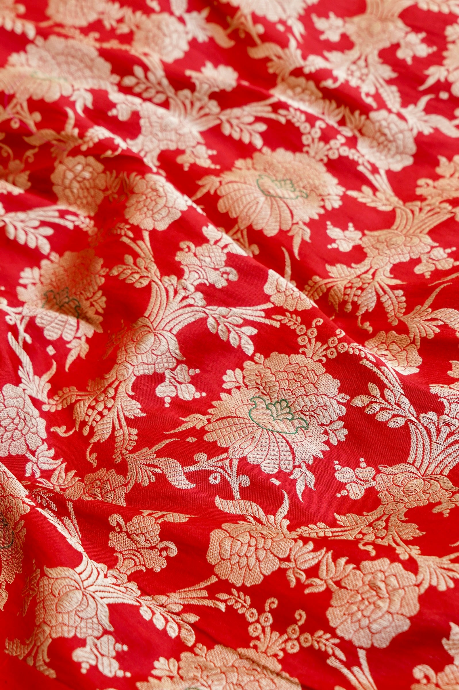Pure Brocade Banarasi Mehraab Fabric in Red - Khinkhwab