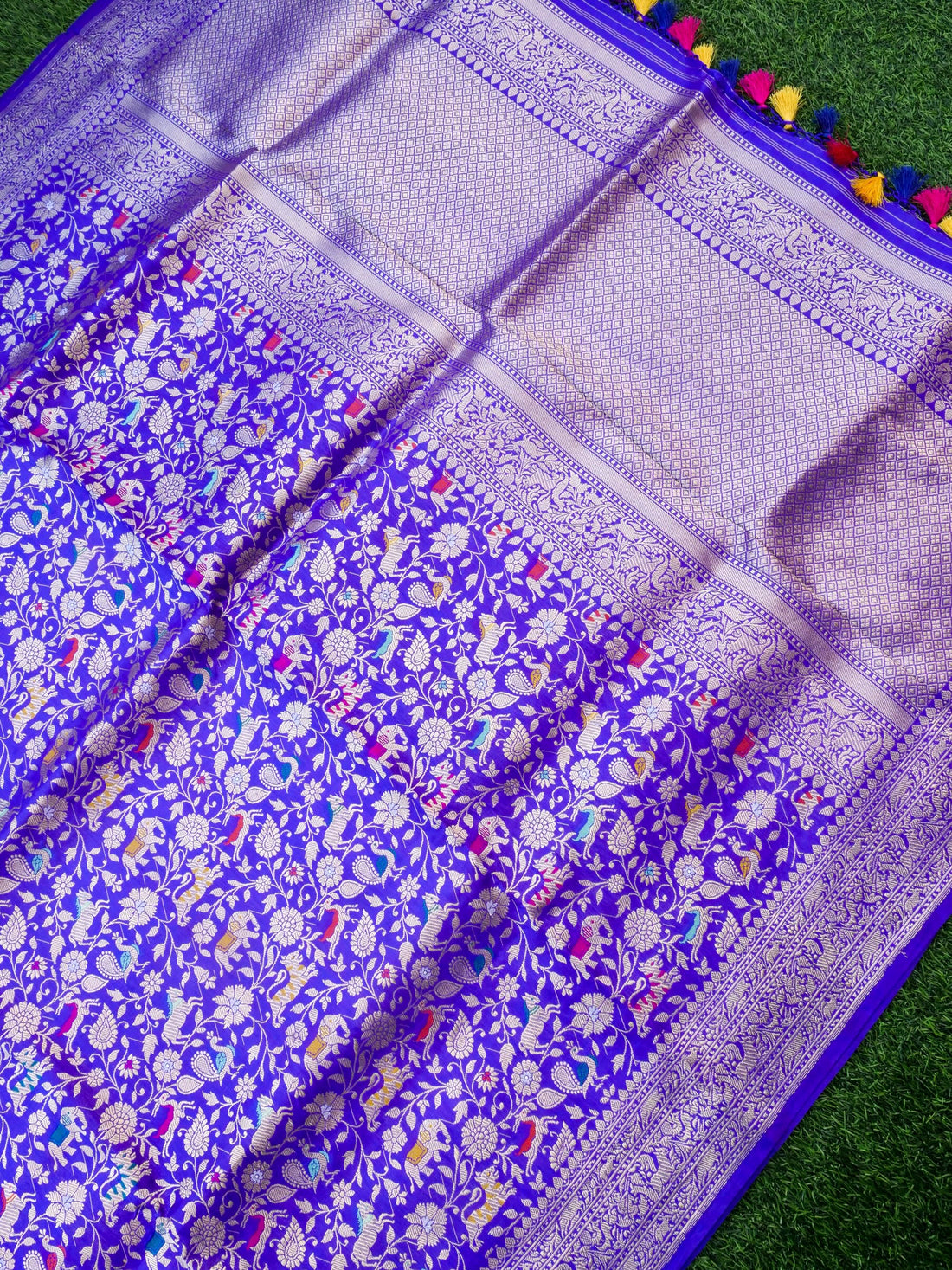 Handloom Banarasi Katan Shikargah Saree - Khinkhwab
