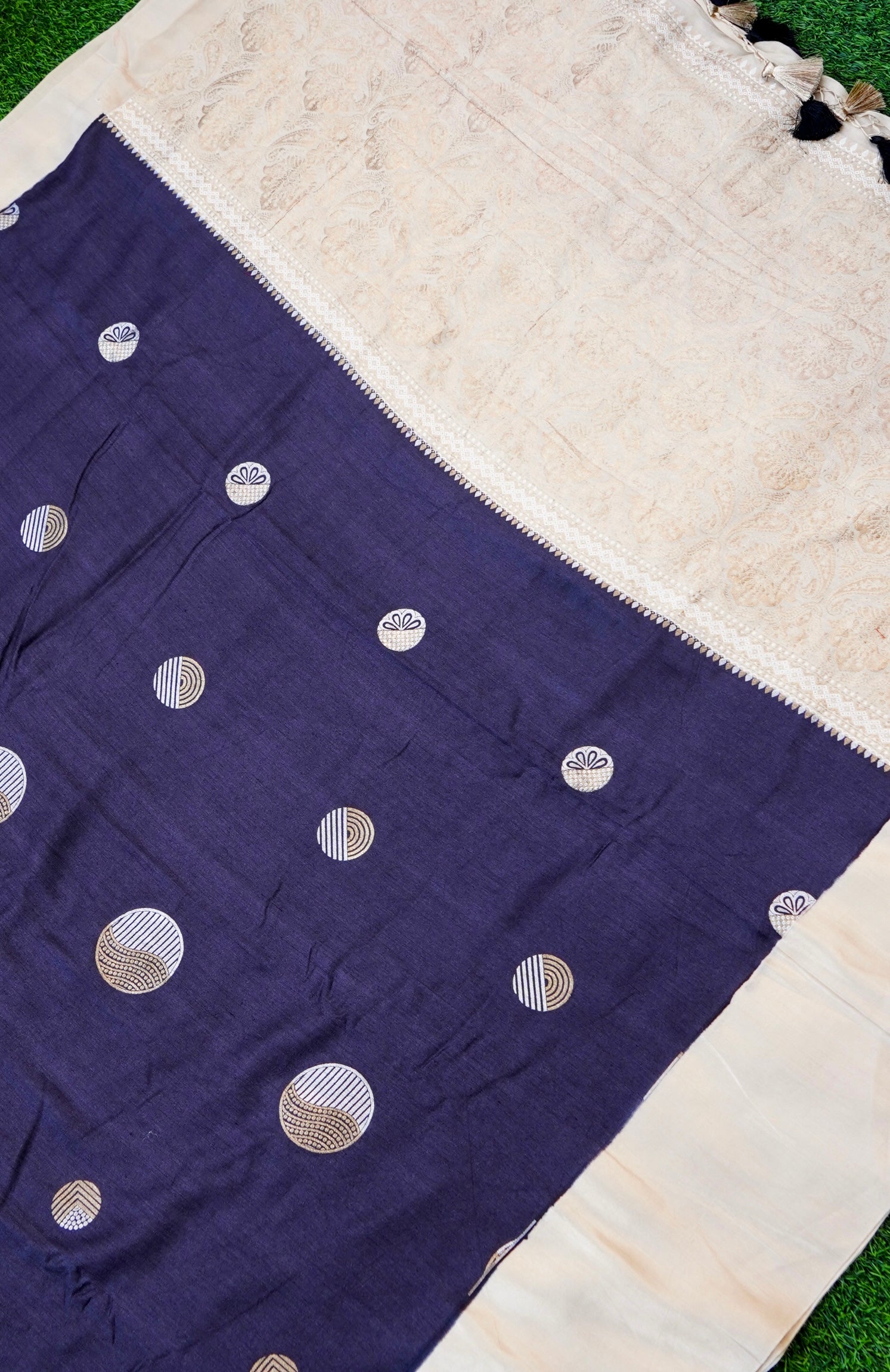 Pure Moonga Silk Handloom Banarasi Saree with Satin Border