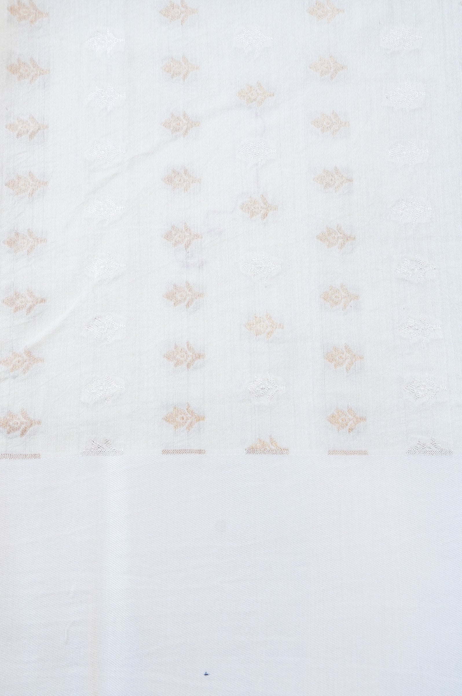 Pure Moonga Silk Handloom Banarasi Saree with Satin Border