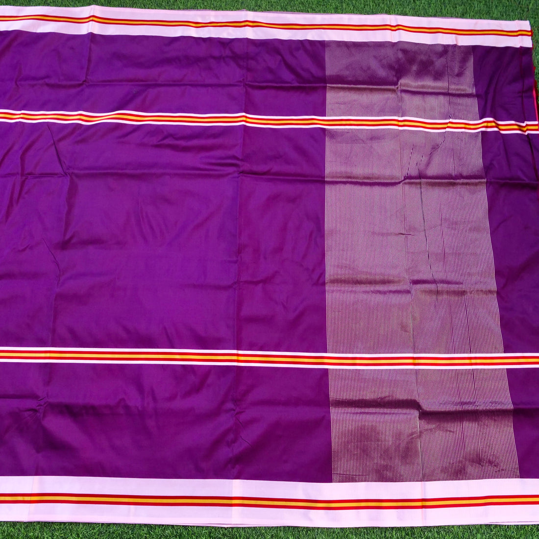 Handwoven Pure Mashru Silk Banarasi Saree - Khinkhwab