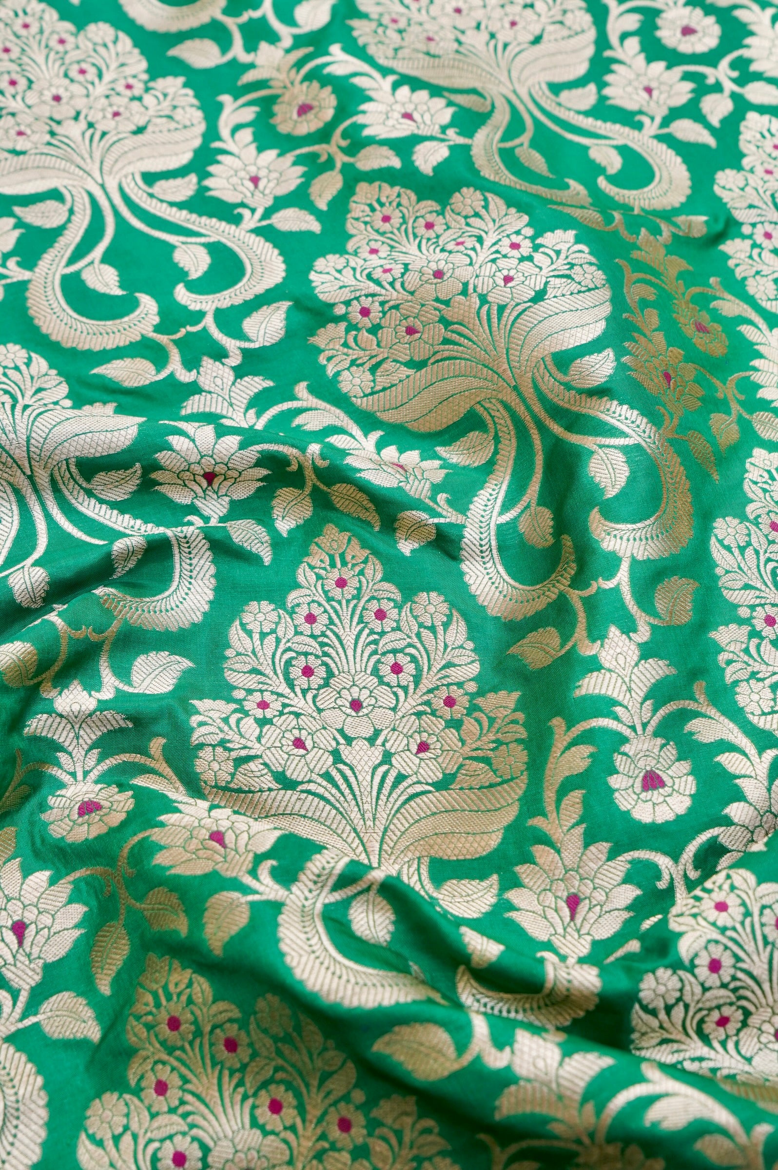 Pure Brocade Banarasi Guldaan Fabric in Green - Khinkhwab