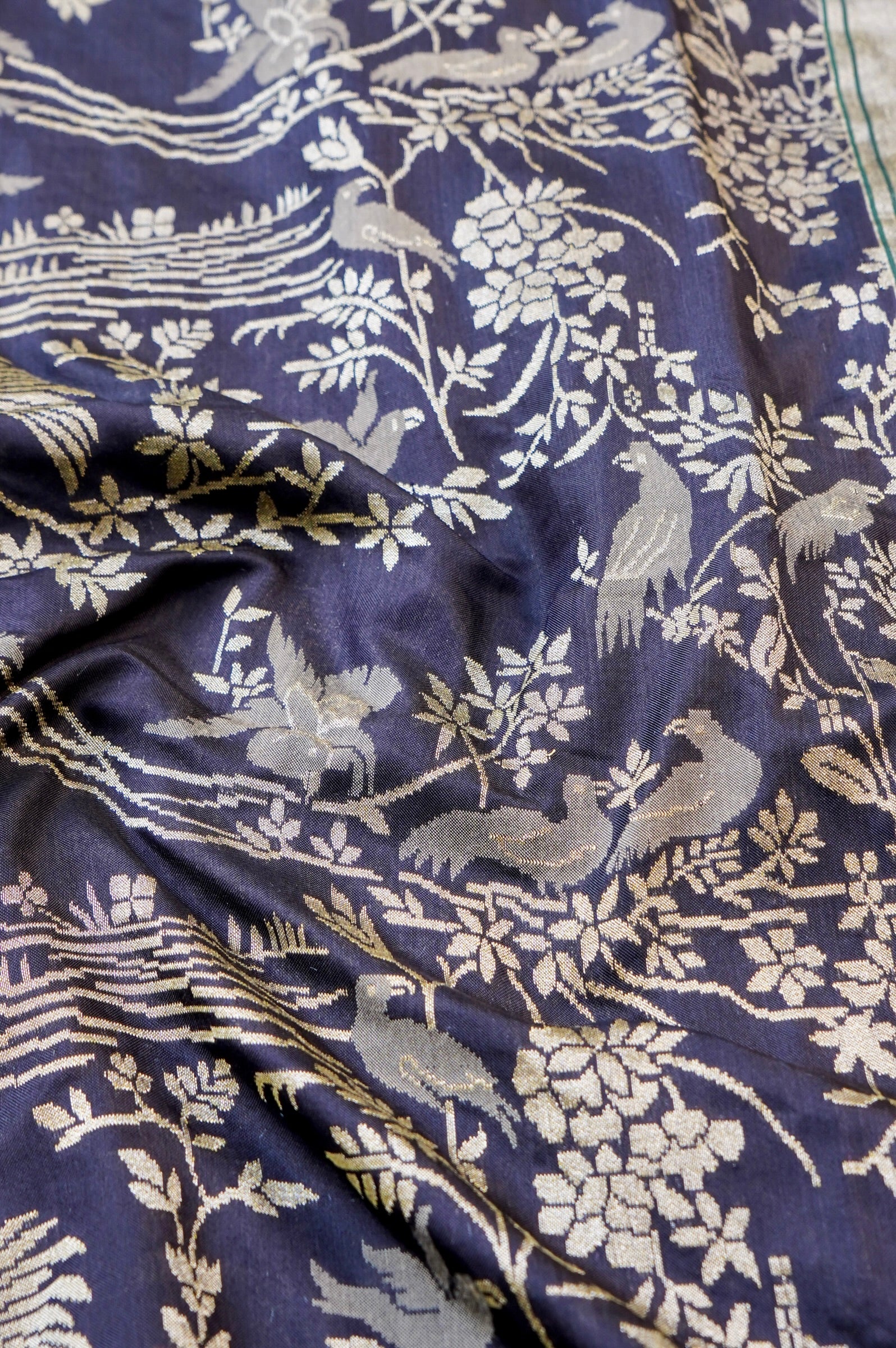 Handloom Pure Katan Silk Big Birds Banarasi Saree