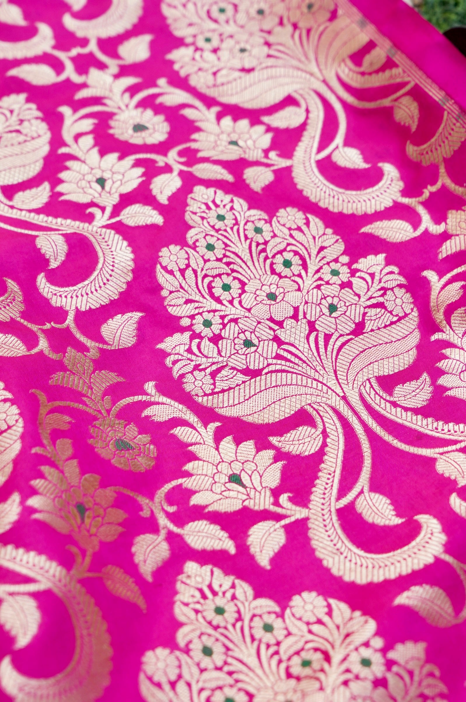 Pure Brocade Banarasi Guldaan Fabric in Pink - Khinkhwab