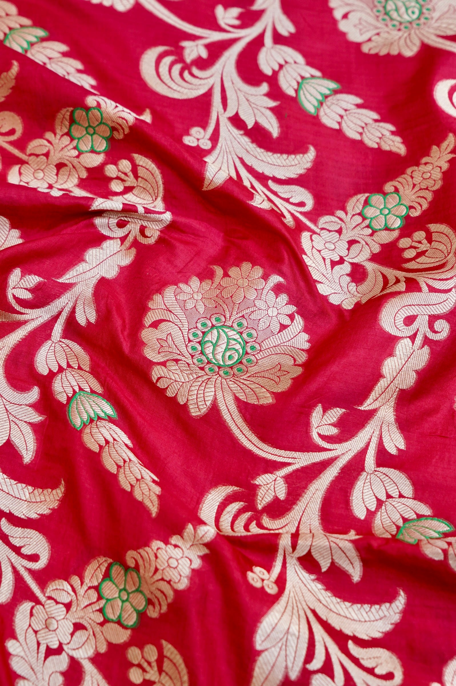 Pure Brocade Banarasi Chrysanthemum Jaal Fabric in Red - Khinkhwab