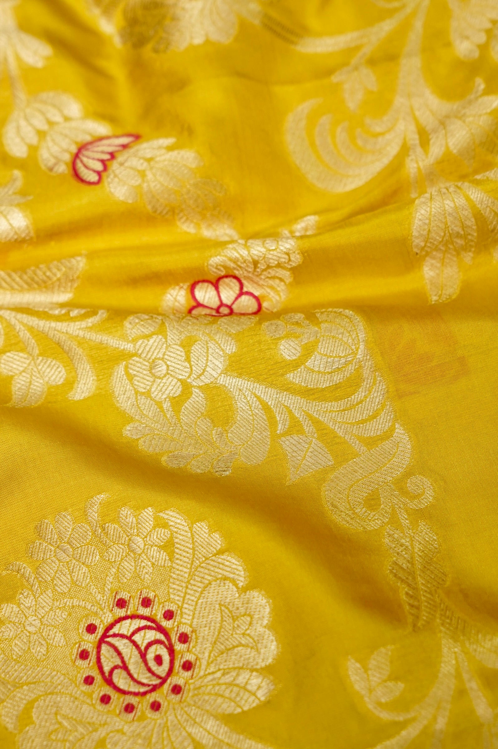 Pure Brocade Banarasi Chrysanthemum Jaal Fabric in Yellow - Khinkhwab