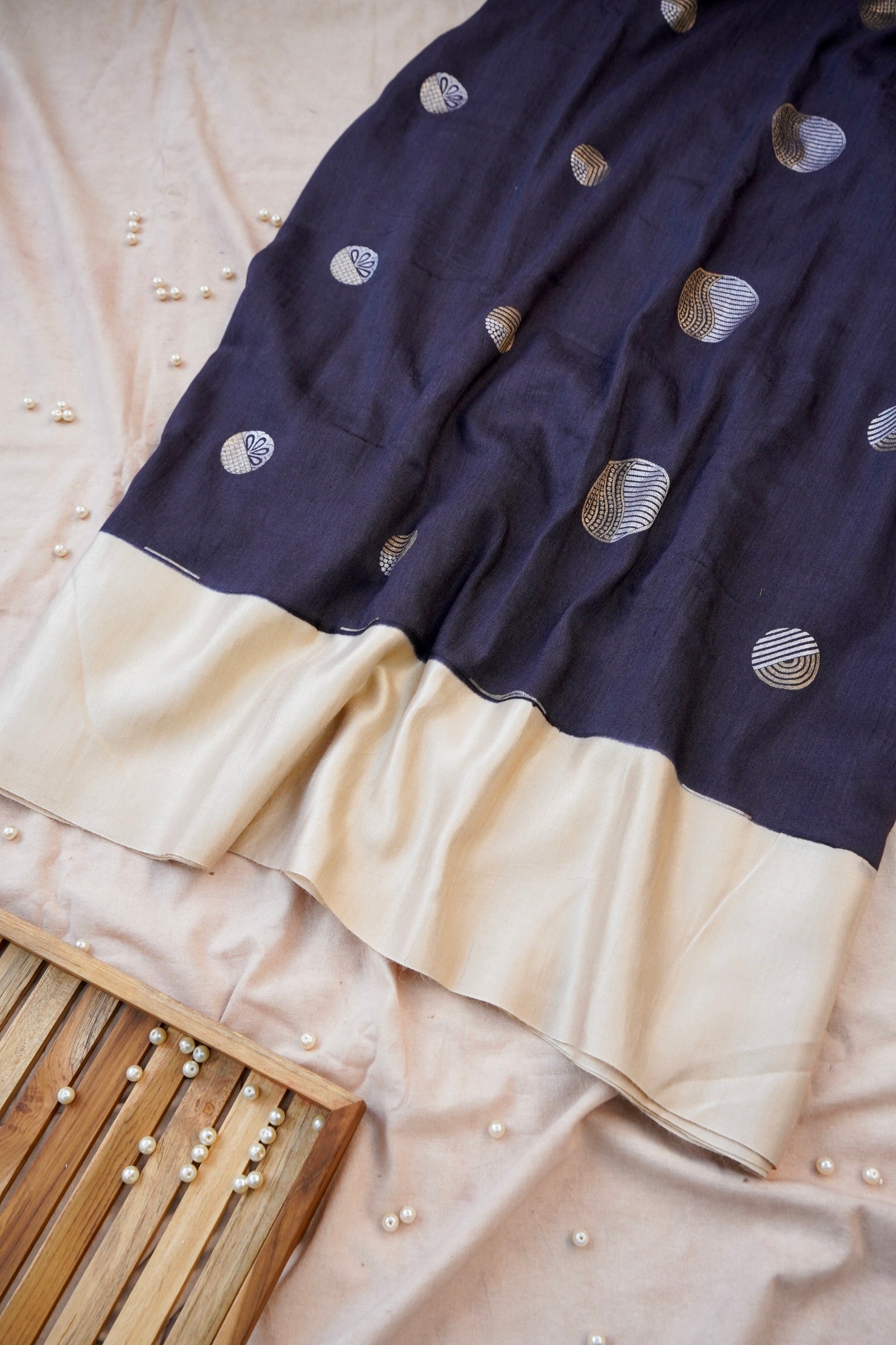 Pure Moonga Silk Handloom Banarasi Saree with Satin Border