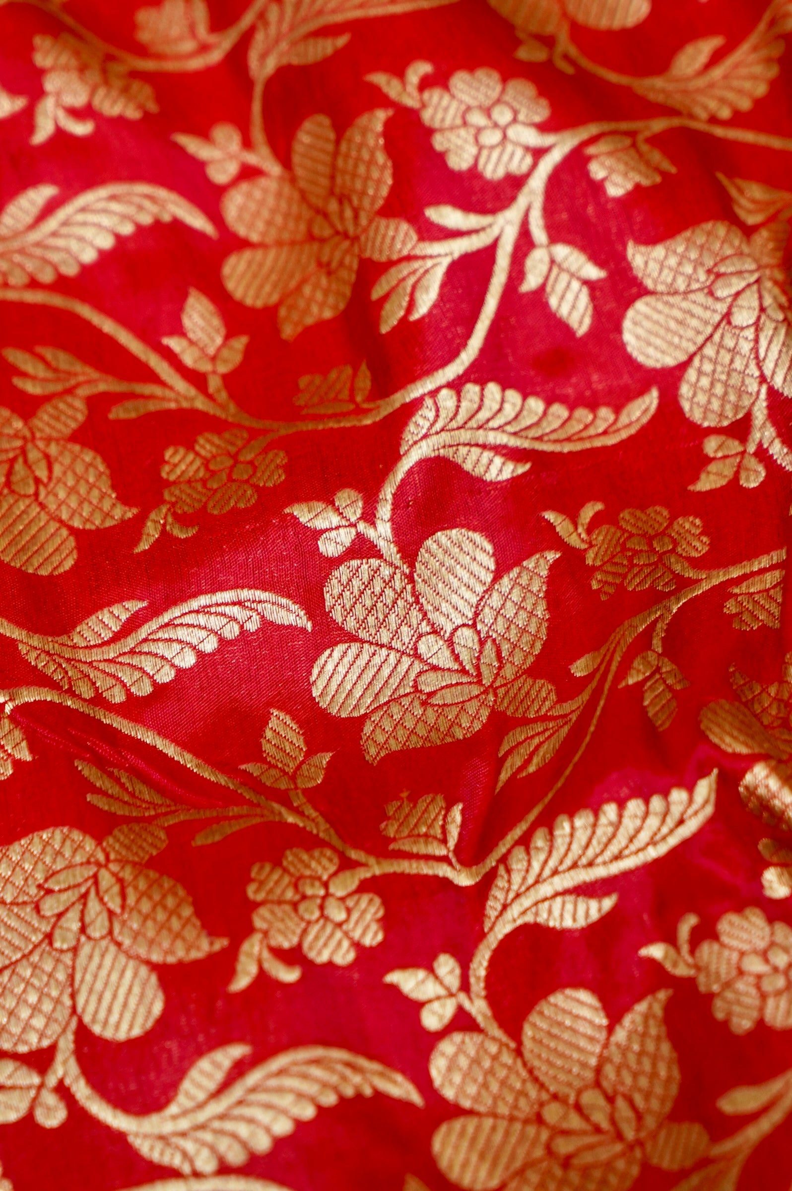 Pure Brocade Banarasi Floral Vine Fabric in Red - Khinkhwab