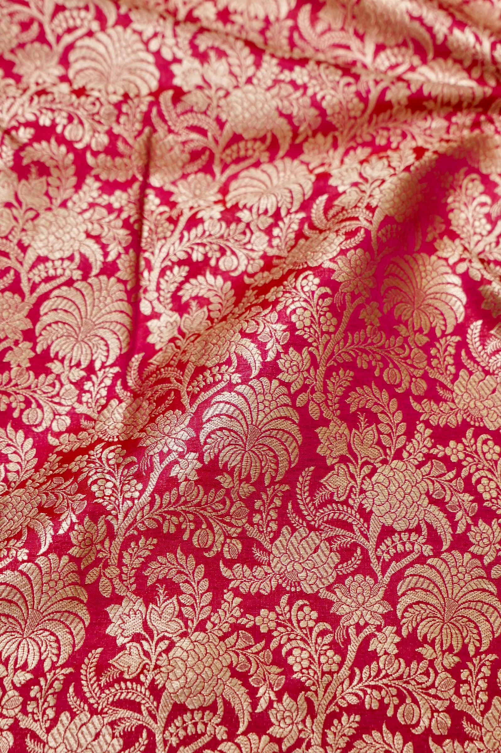 Pure Brocade Banarasi Palm Jaal Fabric in Pink - Khinkhwab