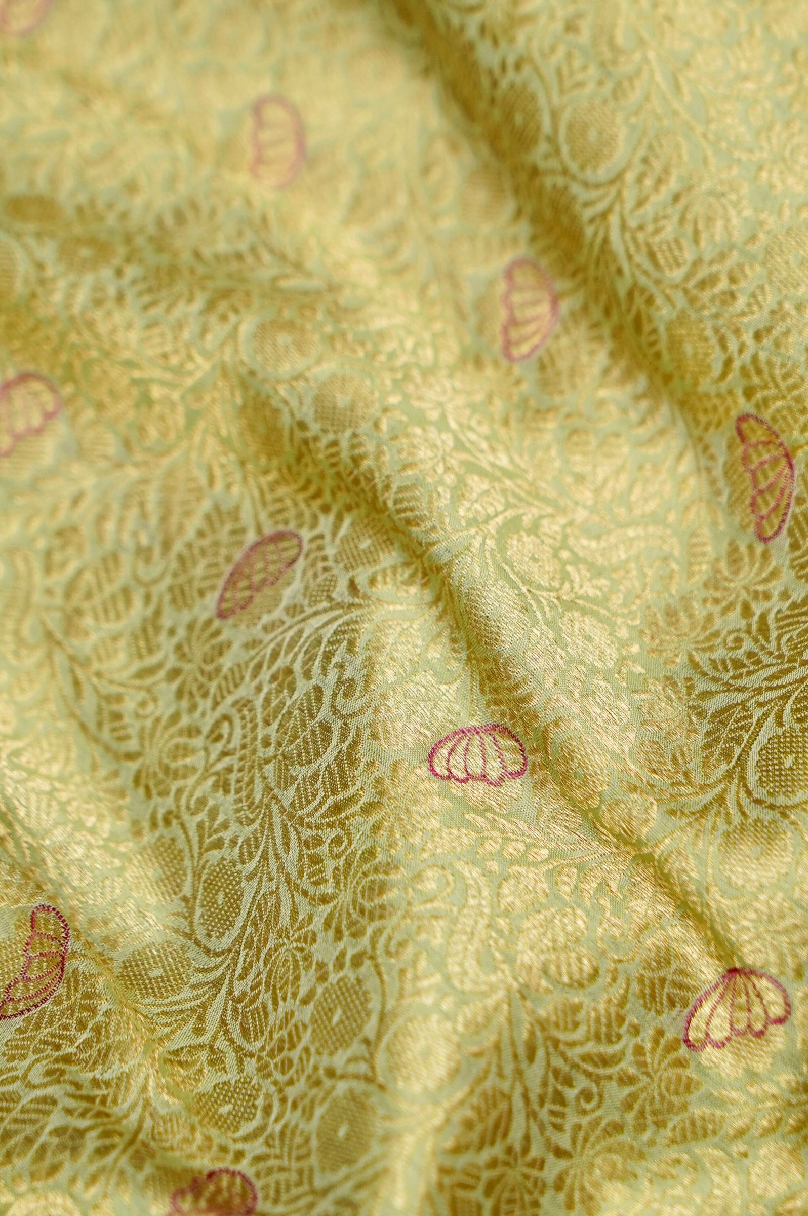 Pure Brocade Banarasi Bud Jaal Fabric in Green - Khinkhwab