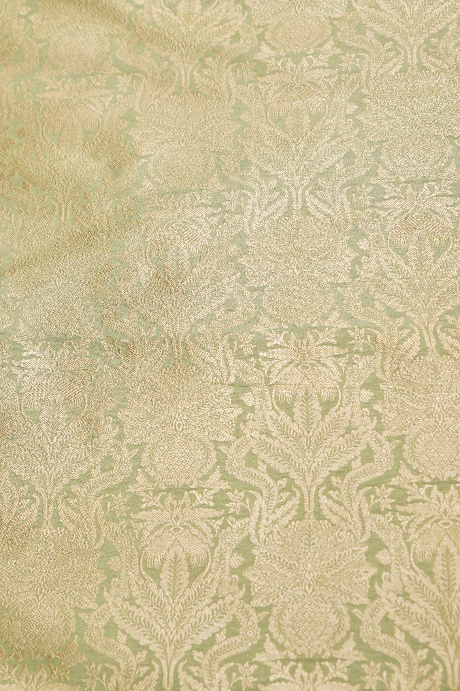 Pure Brocade Banarasi Jaal Fabric in Green - Khinkhwab