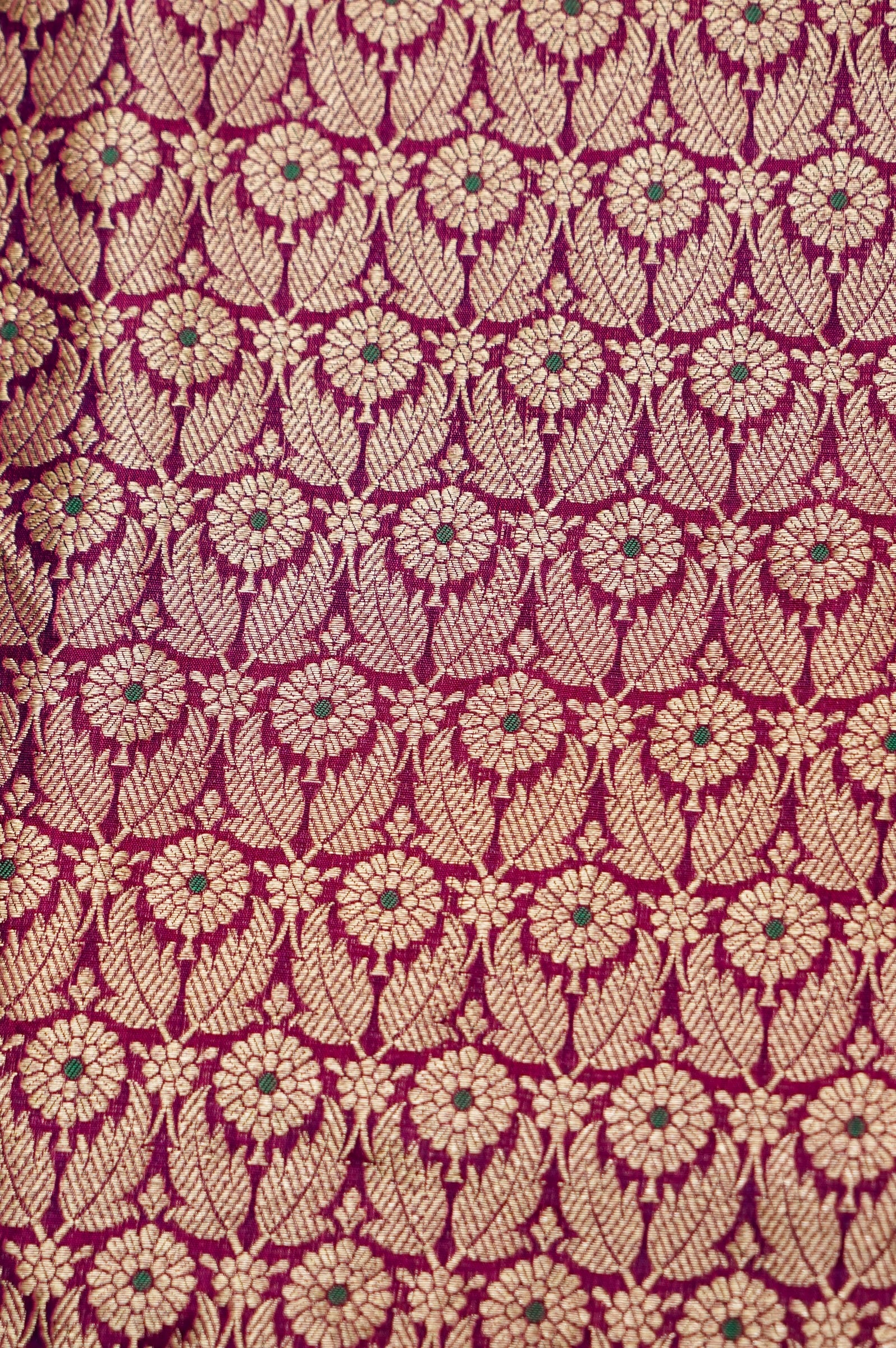 Pure Brocade Banarasi Leaf & Daisy Jaal Fabric in Purple - Khinkhwab
