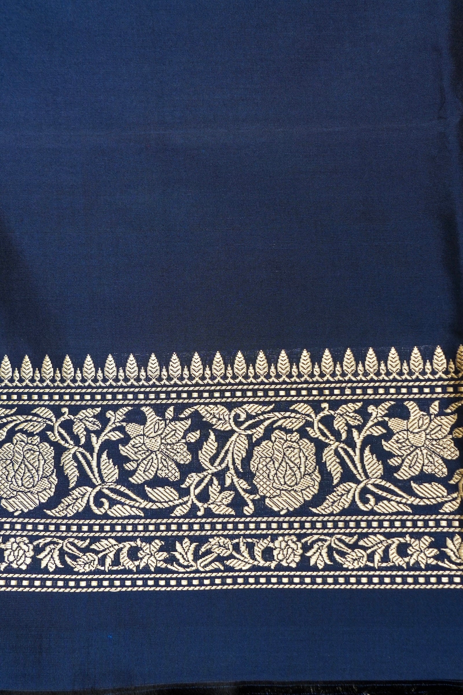 Banarasi Katan Kadwa Zari Jaal Handloom Saree in Navy - Khinkhwab