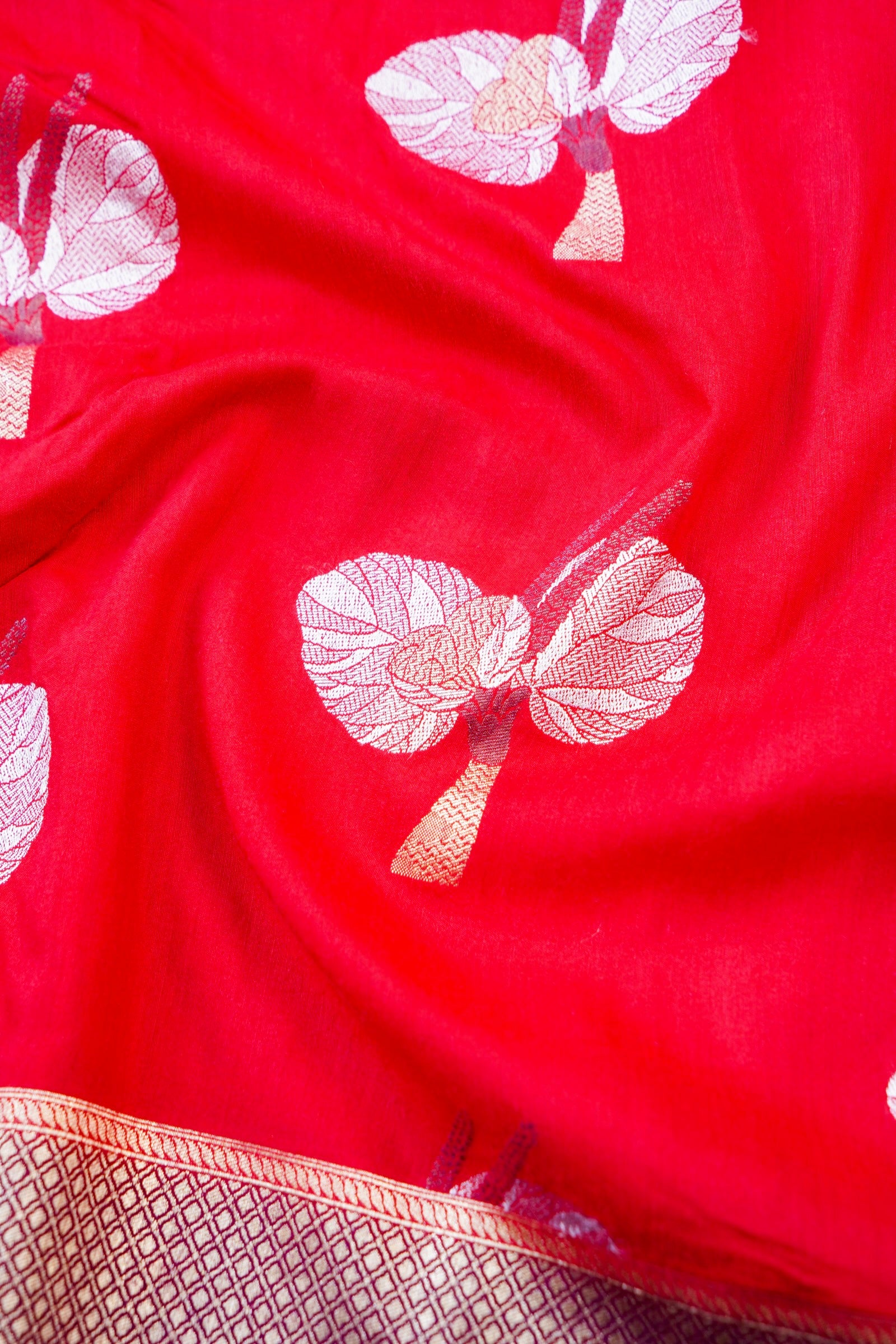 Pure Moonga Silk Handloom Banarasi Saree with Tilfi