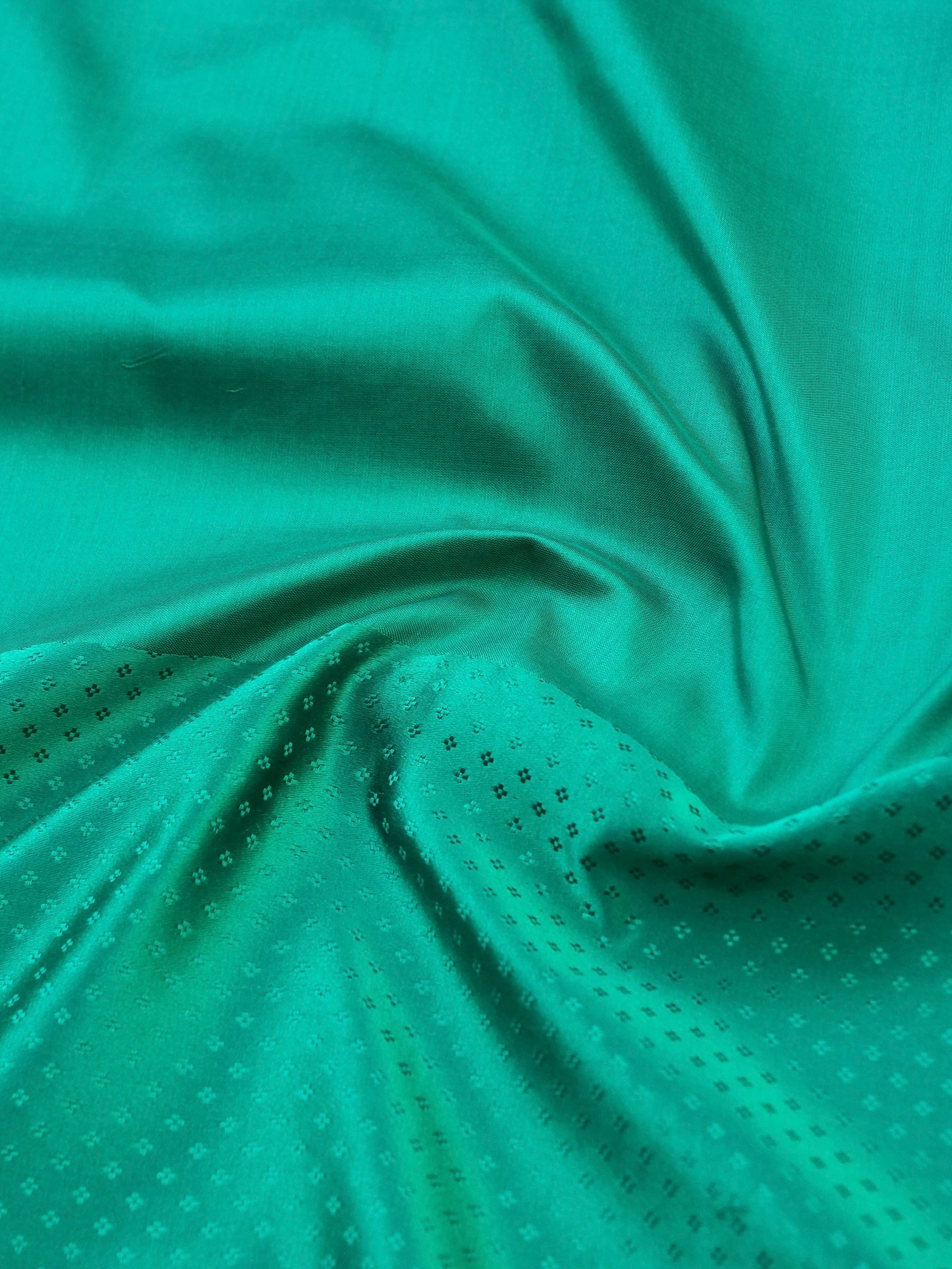 Handwoven Pure Mashru Silk Banarasi Saree - Khinkhwab