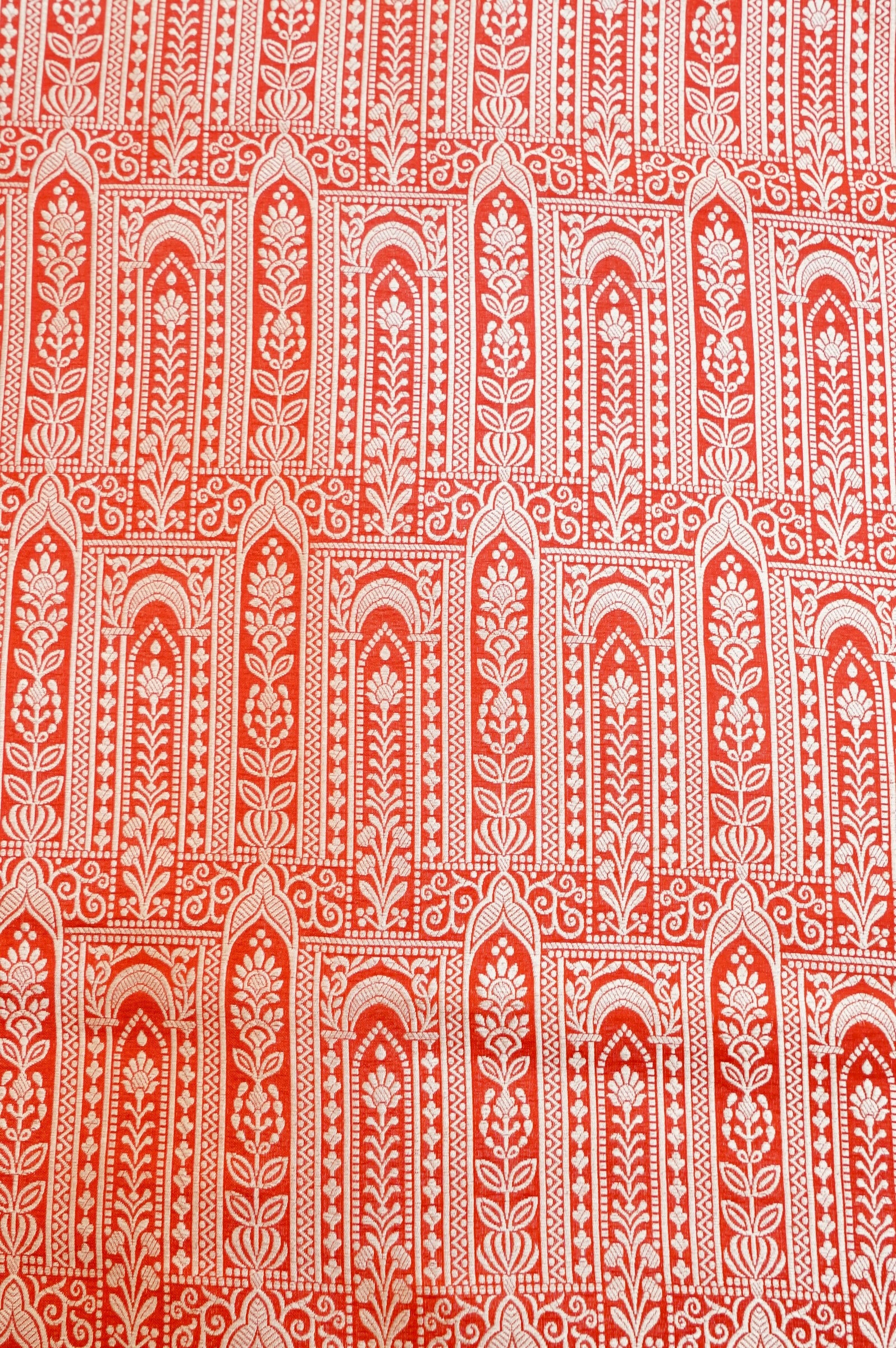 Pure Brocade Banarasi Vertical Jaal Fabric in Red - Khinkhwab