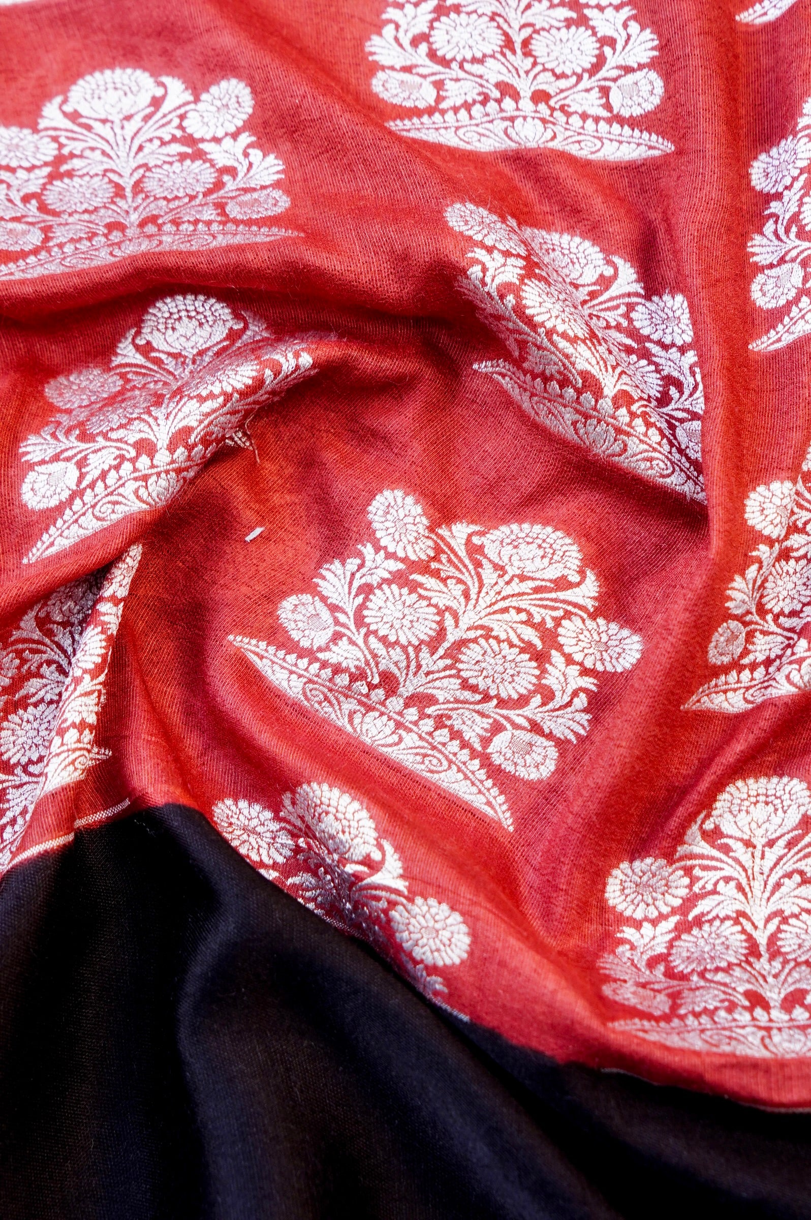 Pure Moonga Silk Handloom Banarasi Saree with Satin Border