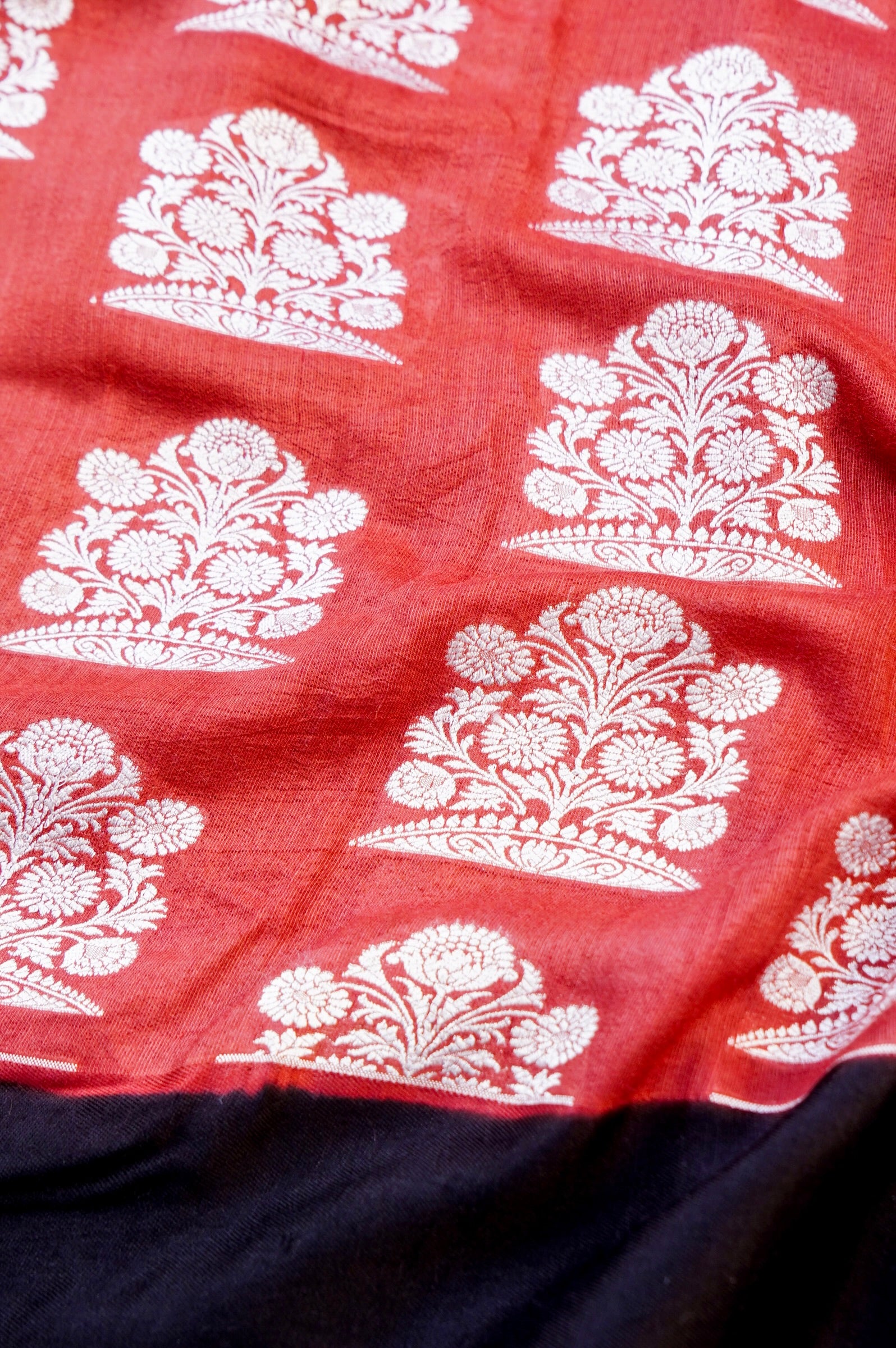 Pure Moonga Silk Handloom Banarasi Saree with Satin Border