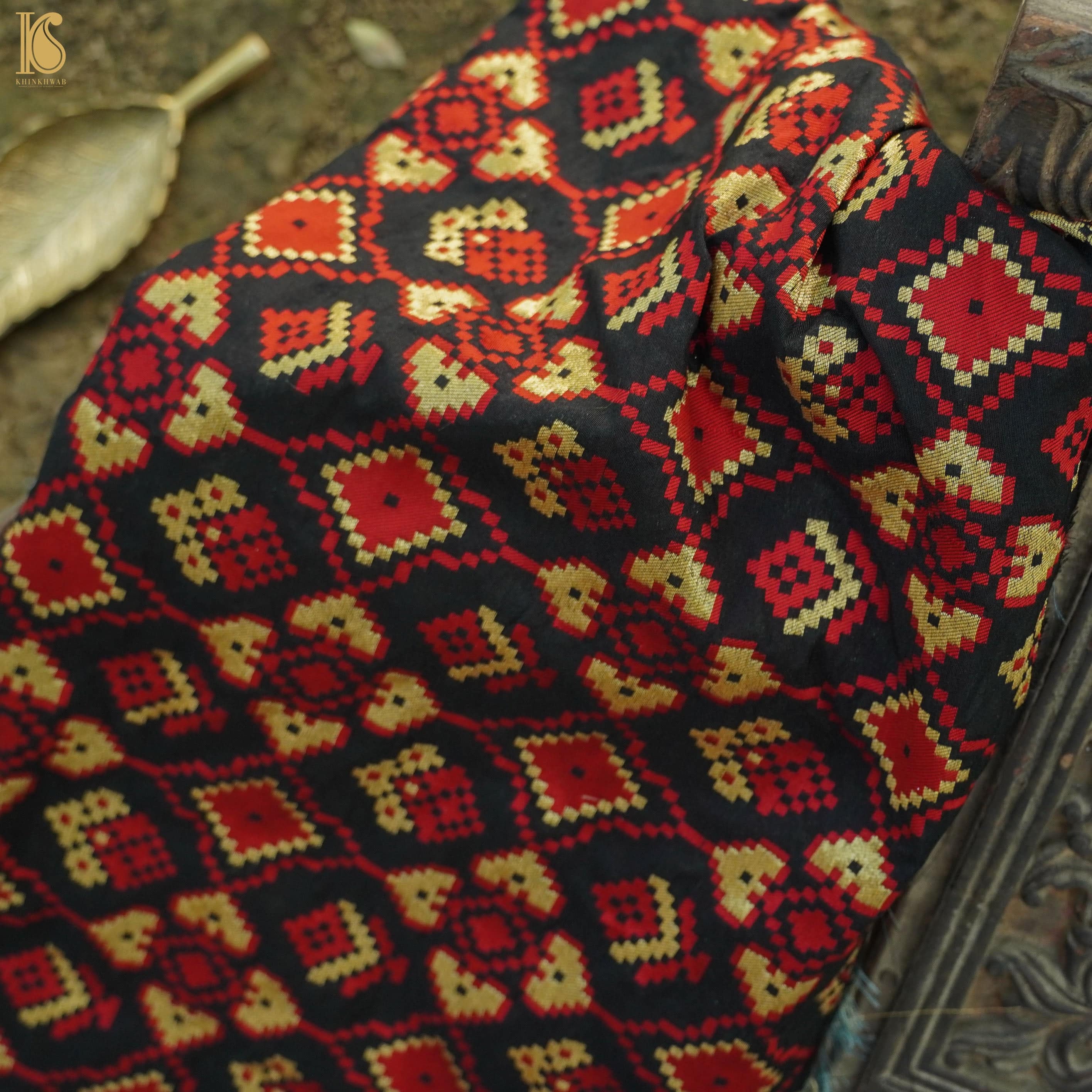 Mehroon & Red Ikaat Banarasi Fabric