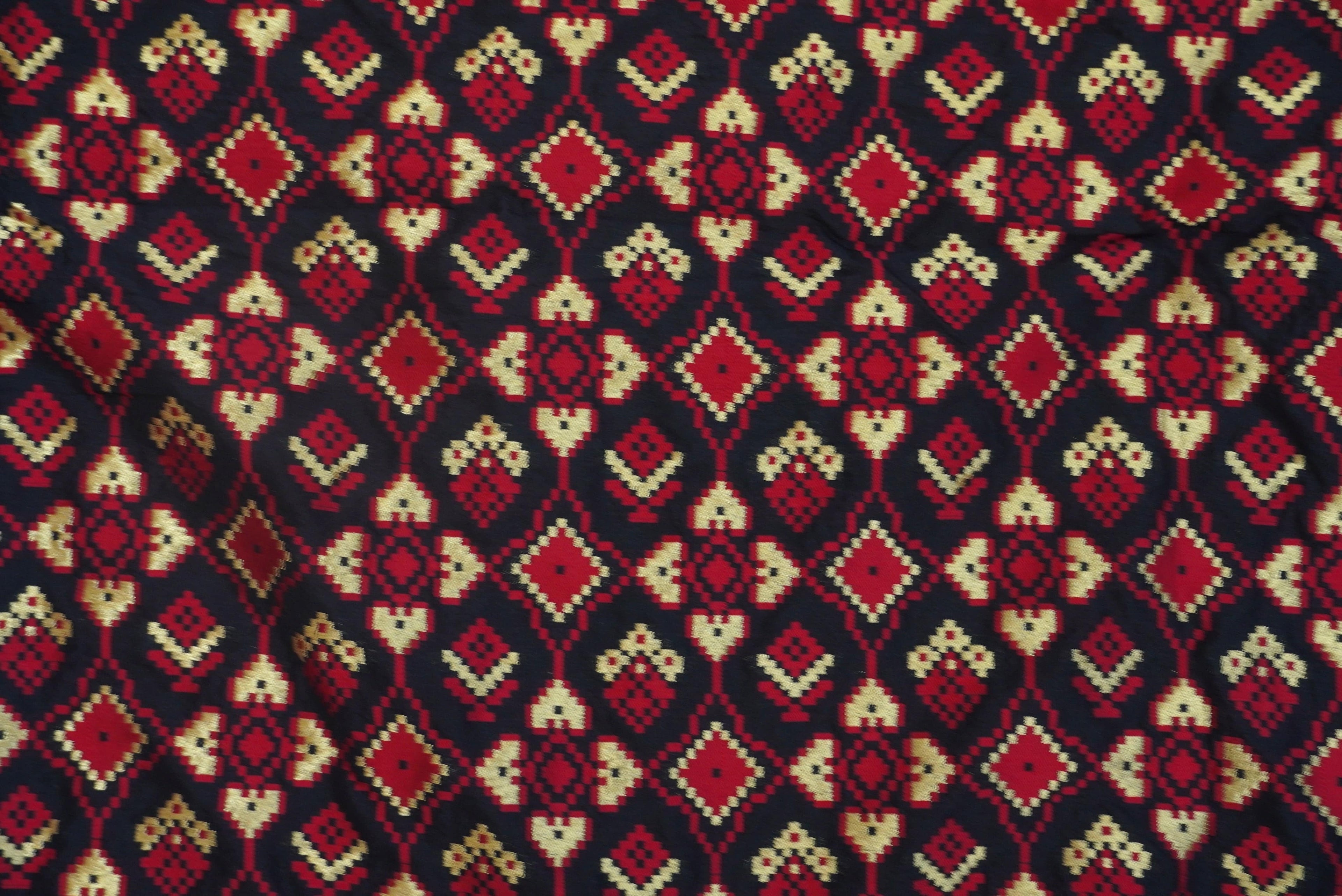 Mehroon & Red Ikaat Banarasi Fabric