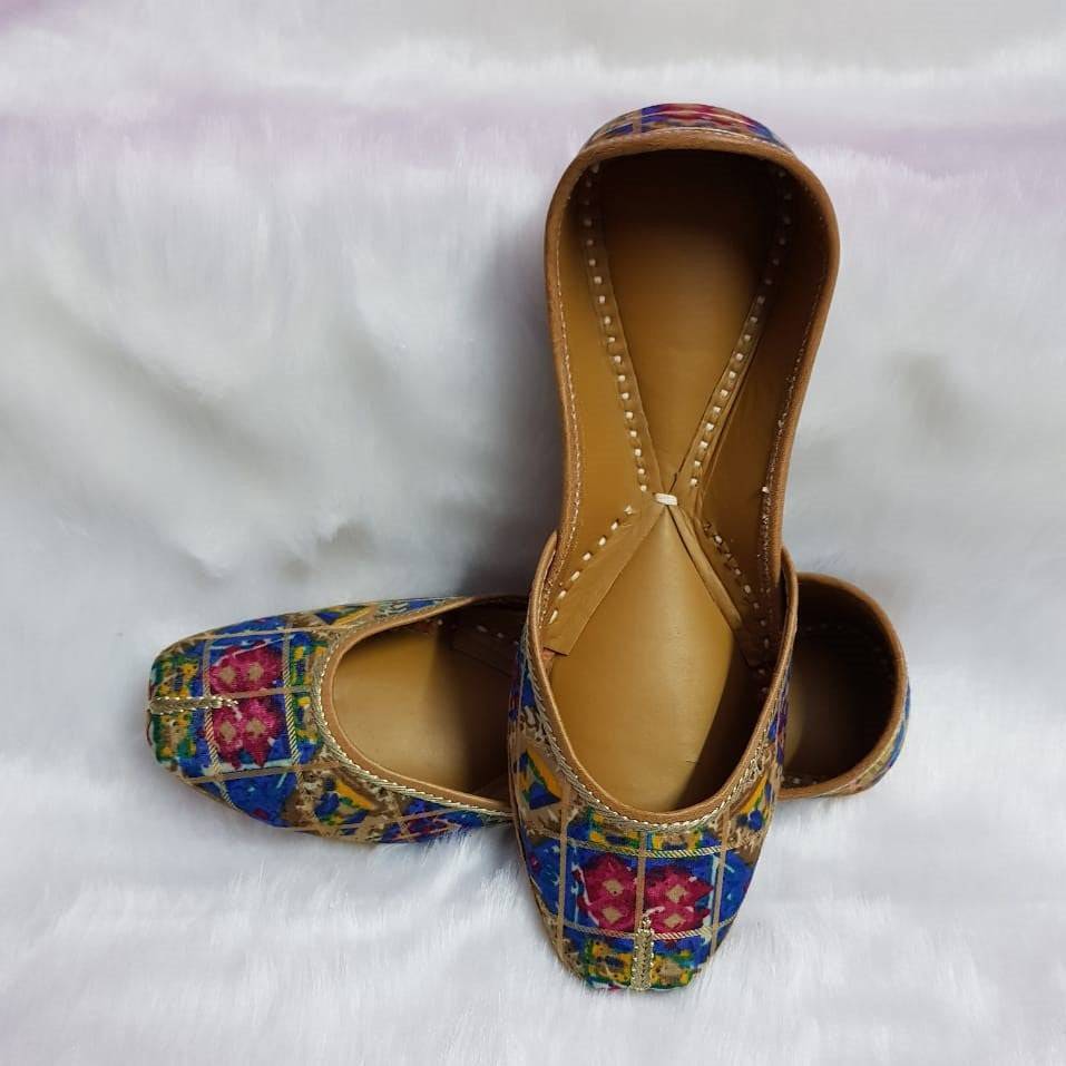 Handcrafted Multicolor Jutti in Banarasi Brocade