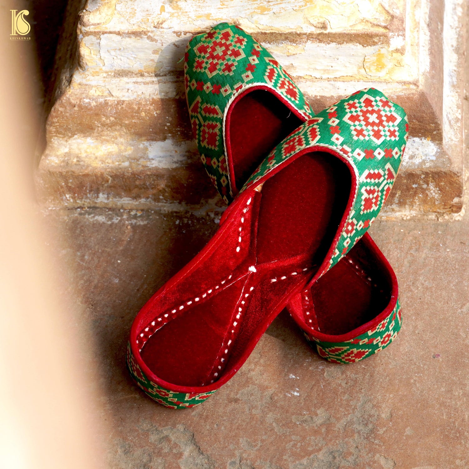 Handcrafted Green Punjabi Jutti with Velvet