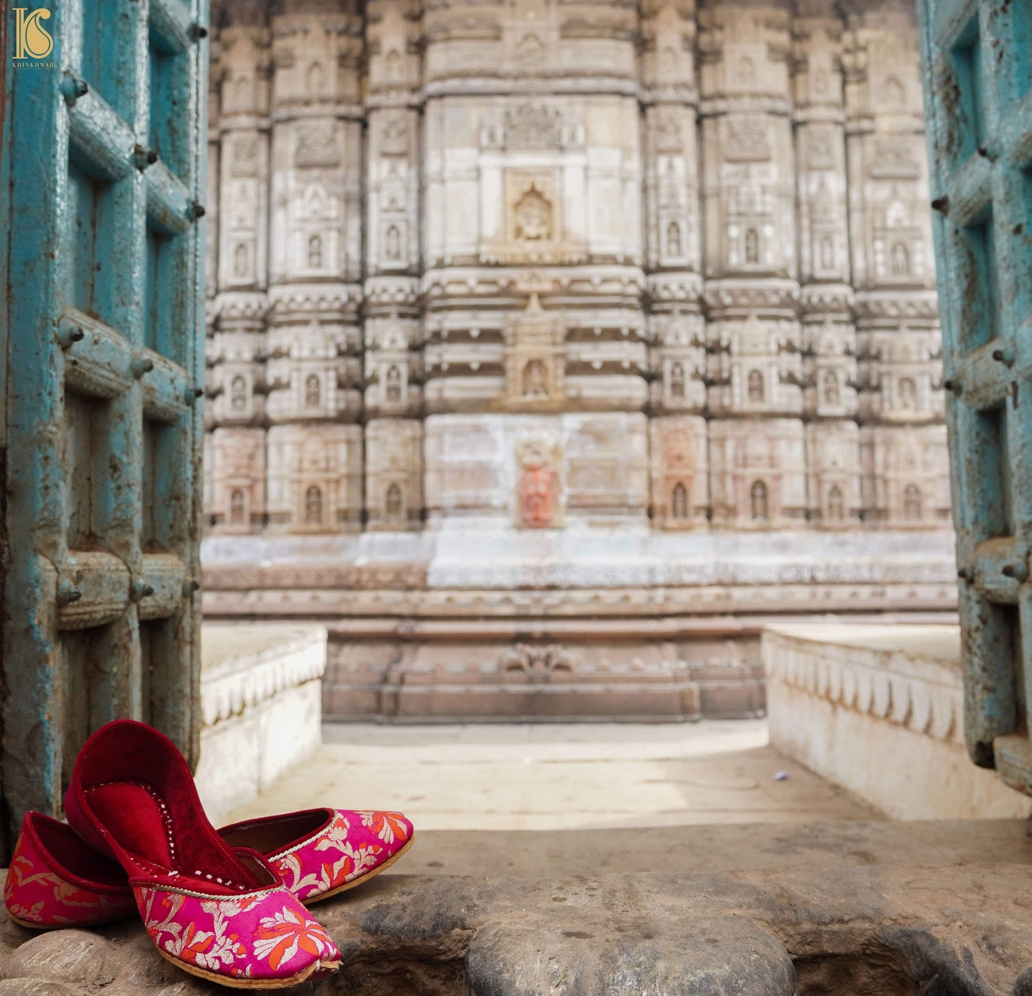 Handcrafted Pink Punjabi Jutti with Velvet & Banarasi Brocade