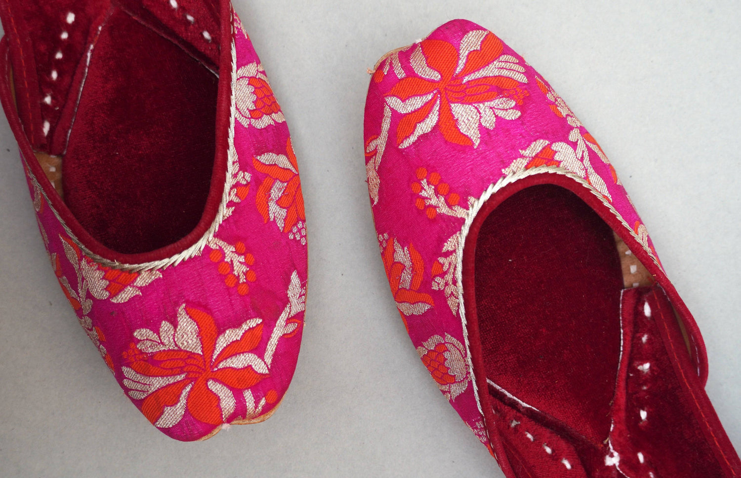 Handcrafted Pink Punjabi Jutti with Velvet & Banarasi Brocade
