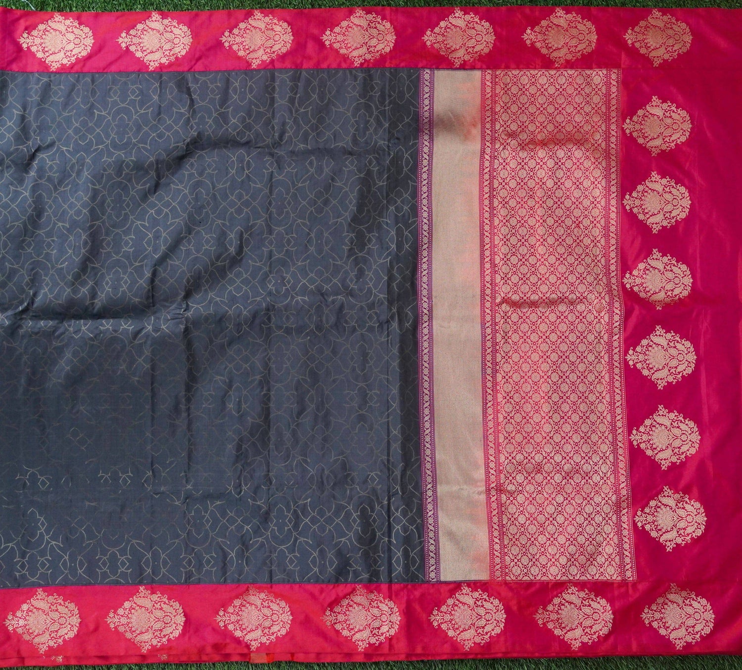 Handloom Banarasi Silk Tanchoi Saree