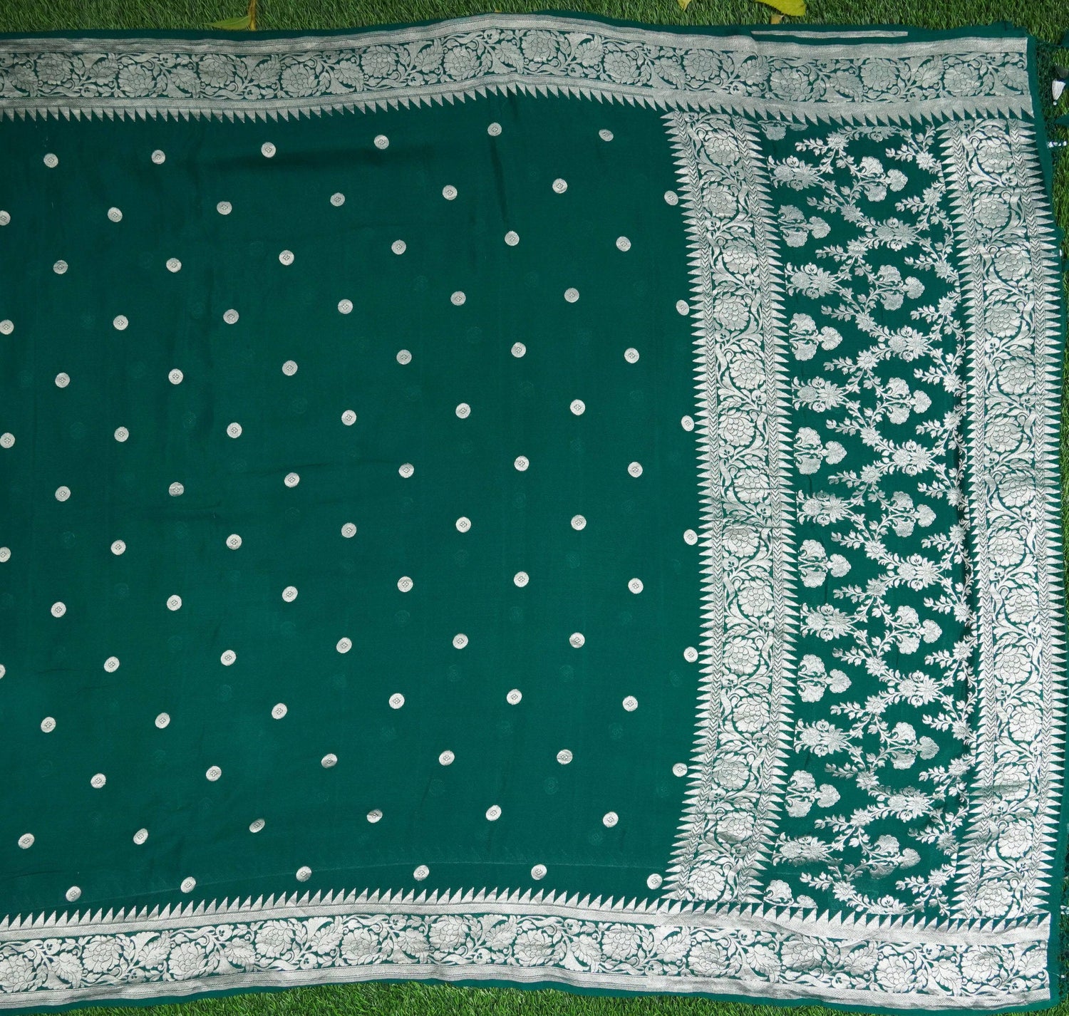 Banarasi Ashrafi Boota Georgette Saree