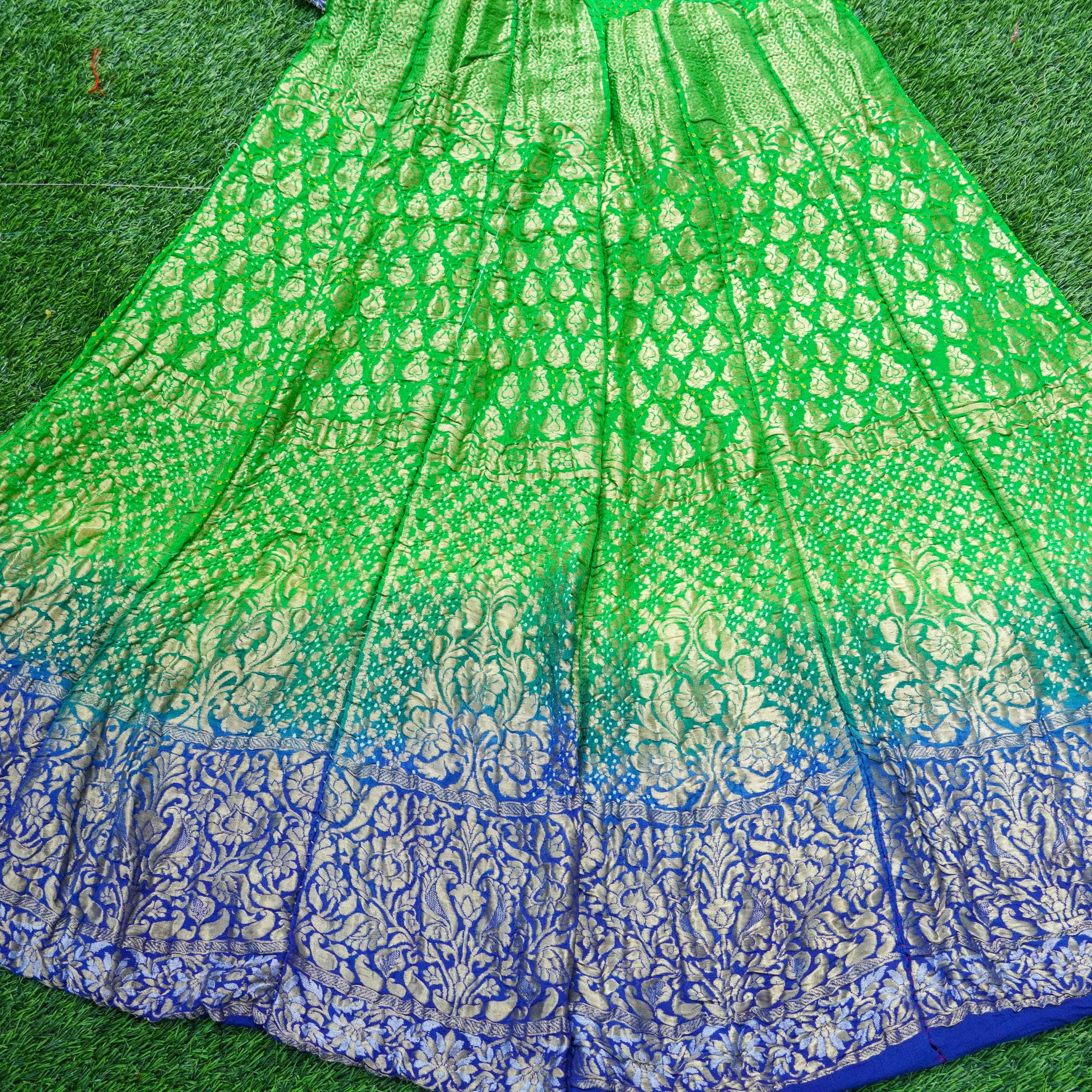 Georgette Handloom Banarasi Bandhani Lehenga Set with Bandhani Dupatta