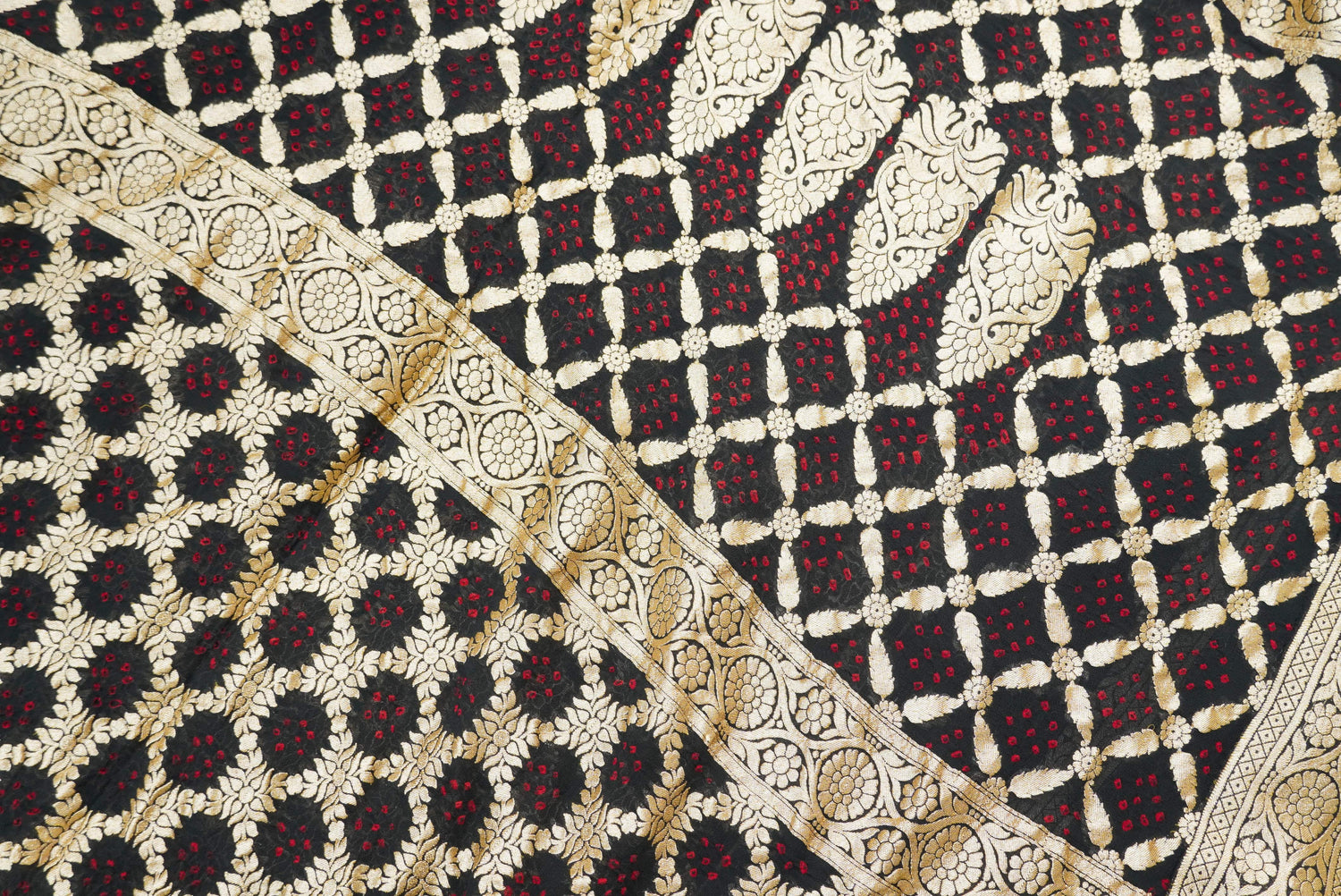 Banarasi Georgette Bandhani Saree