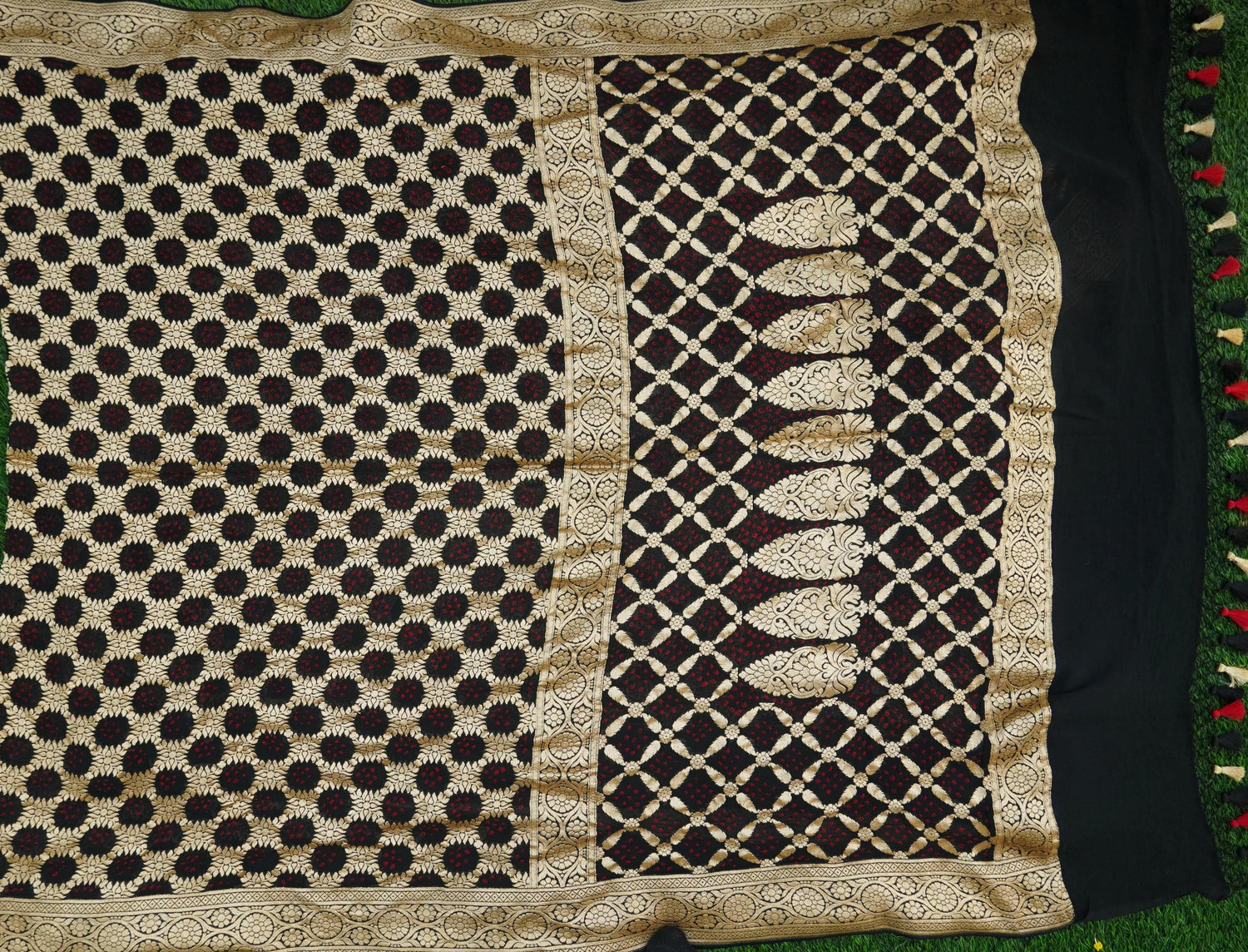 Banarasi Georgette Bandhani Saree