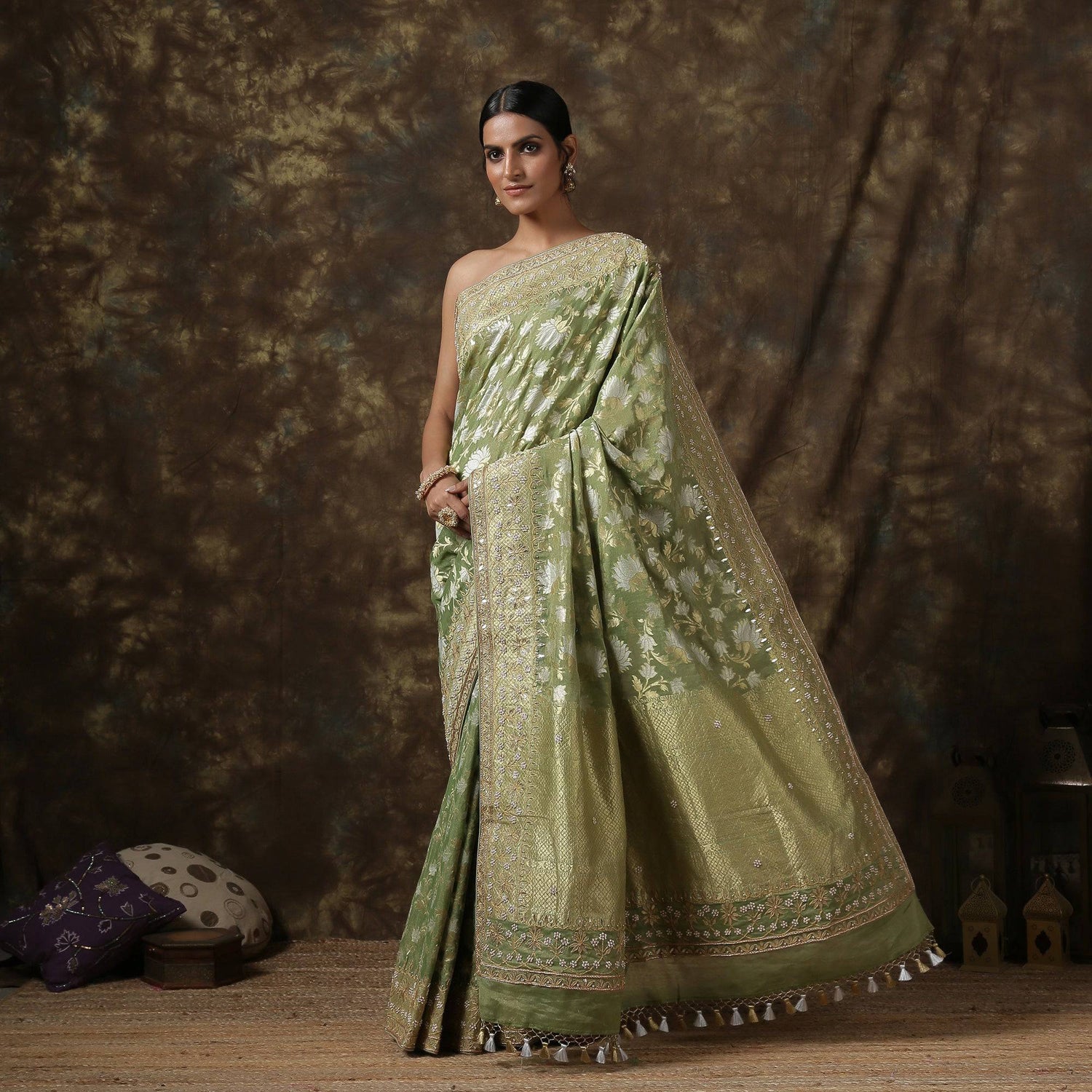 Handwoven Pure Georgette by Tissue Banarasi Embroidery Saree