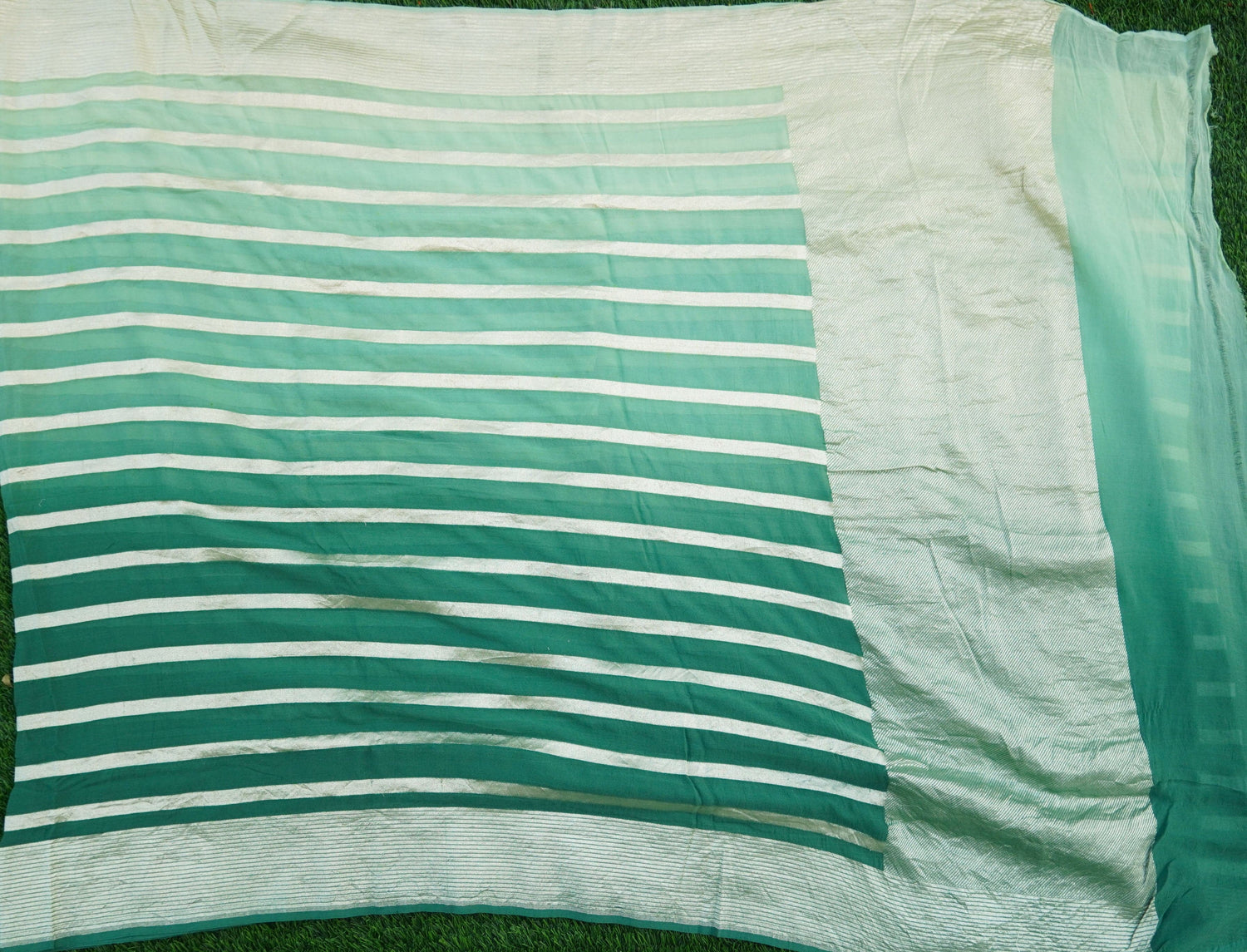 Georgette Handloom Stripes Banarasi Saree