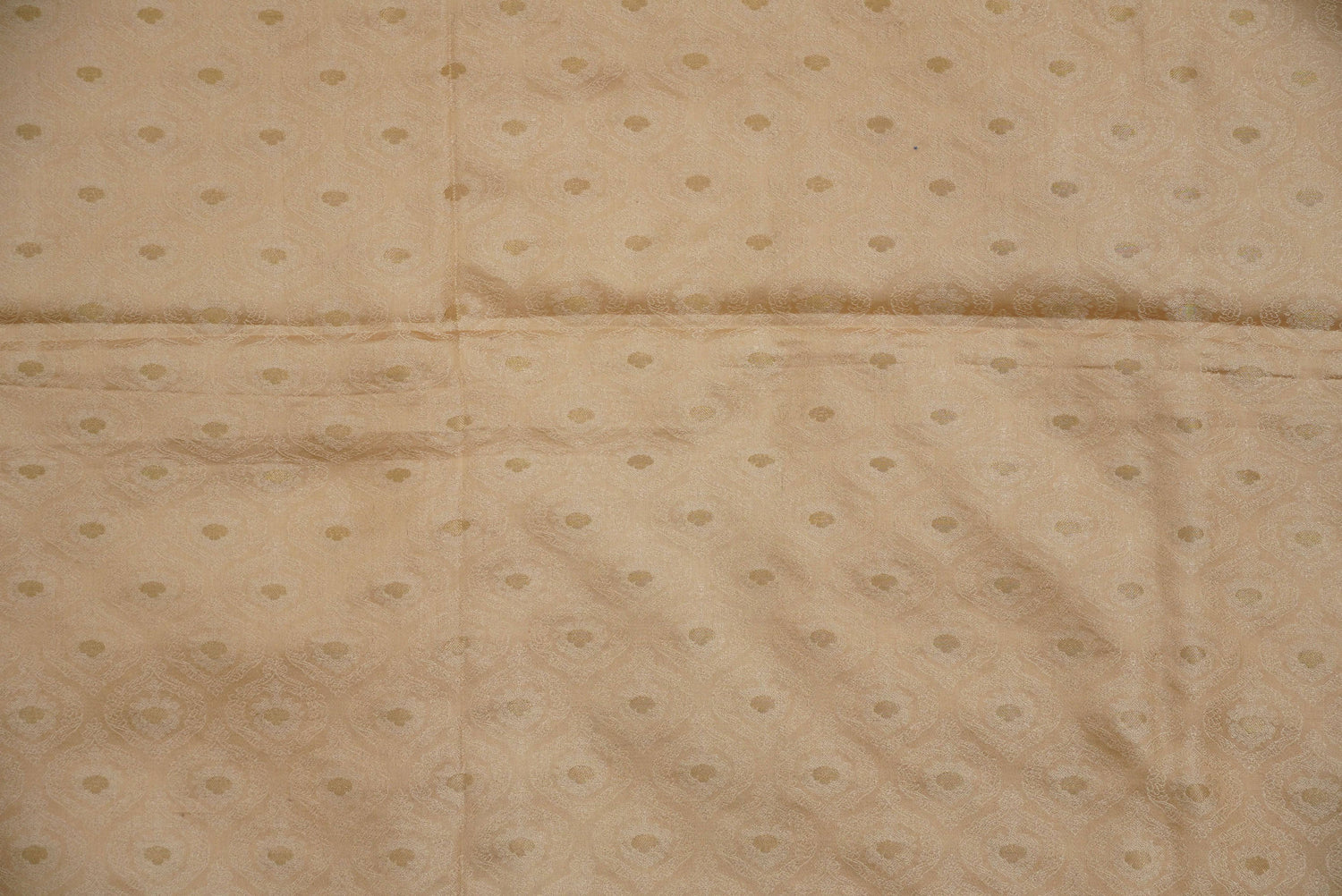 Handloom Banarasi Tanchoi Silk Jasmine Fabric