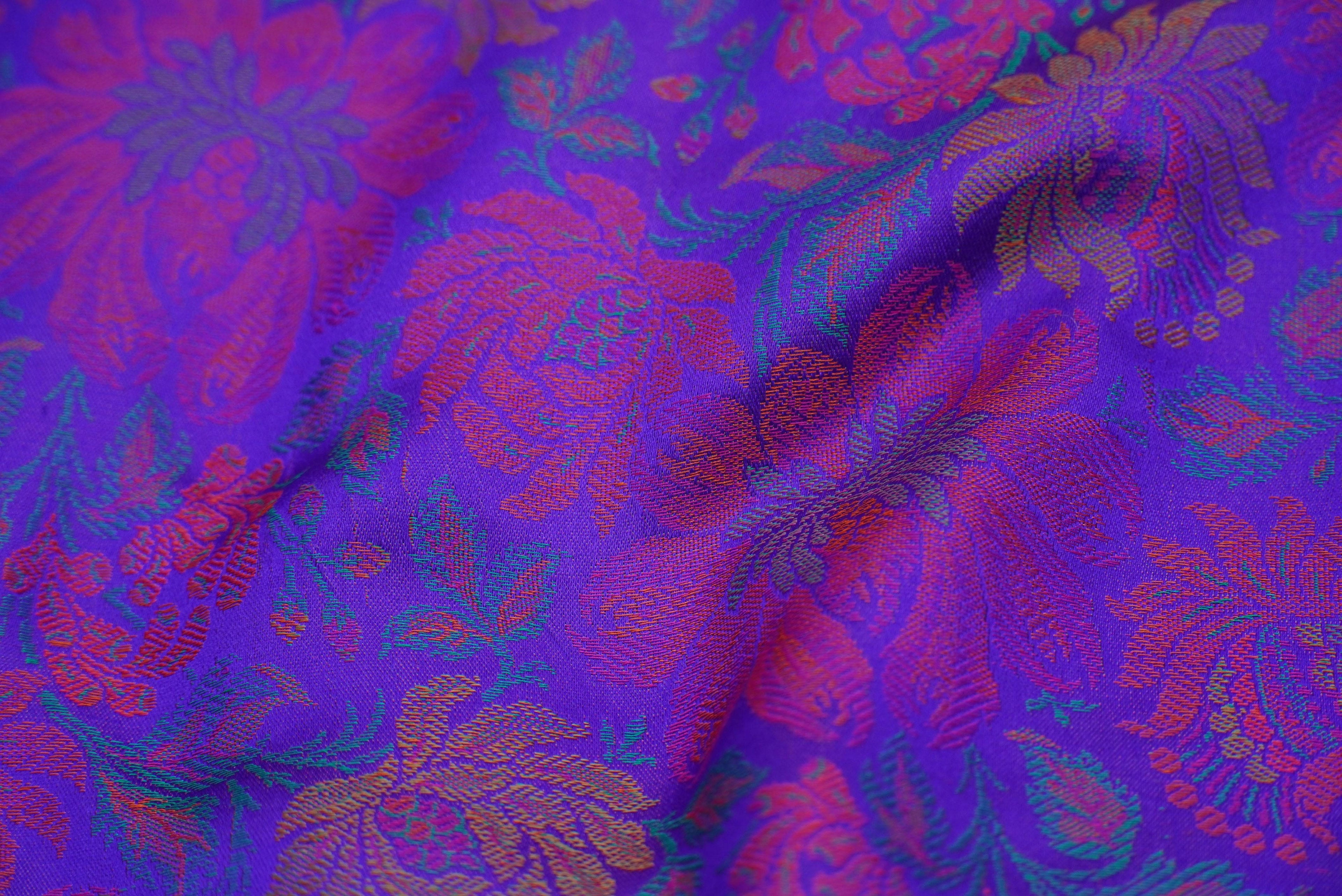 Handloom Banarasi Tanchoi Silk Dahlia Fabric