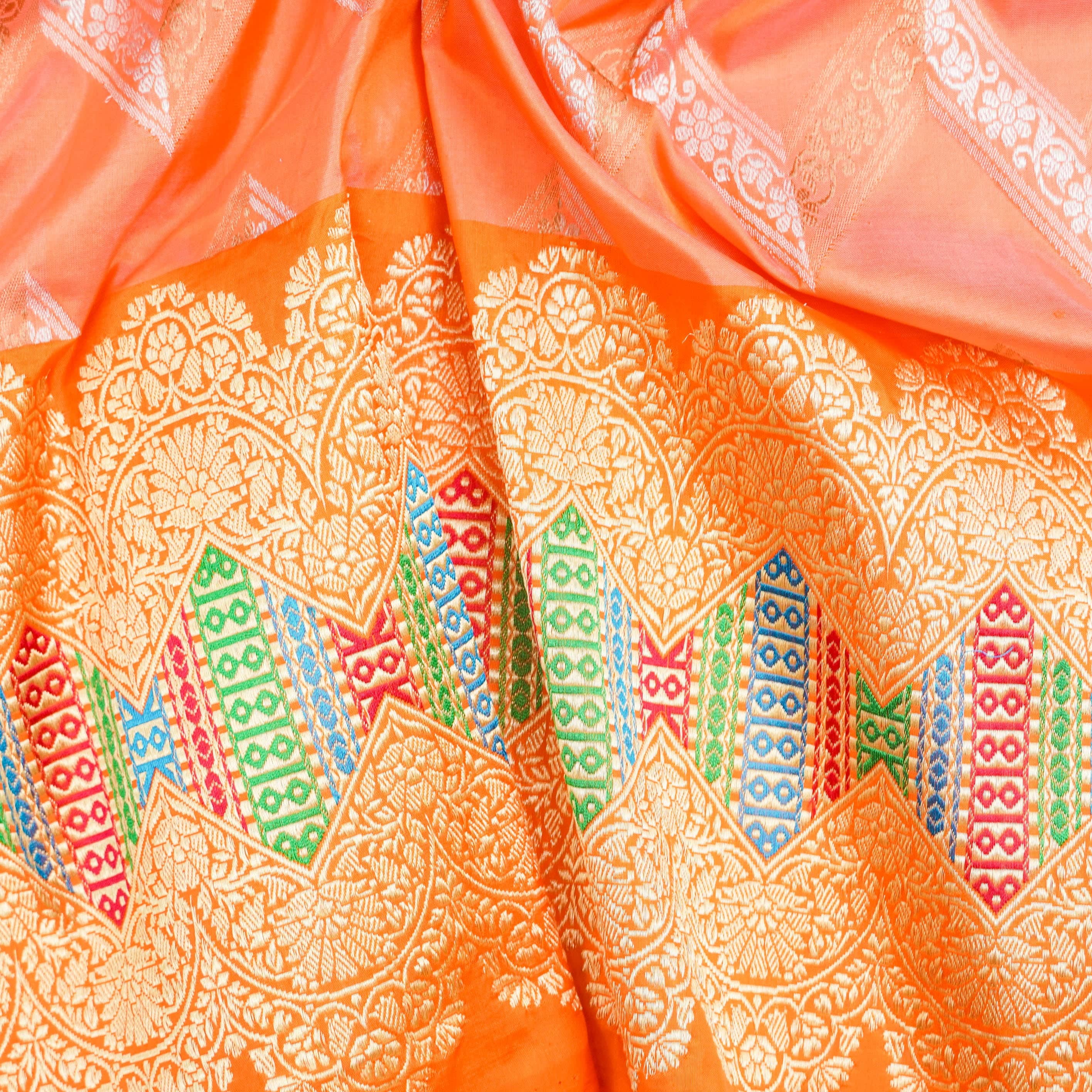 Handloom Banarasi Pure Katan Silk Saree with Meenakari Border