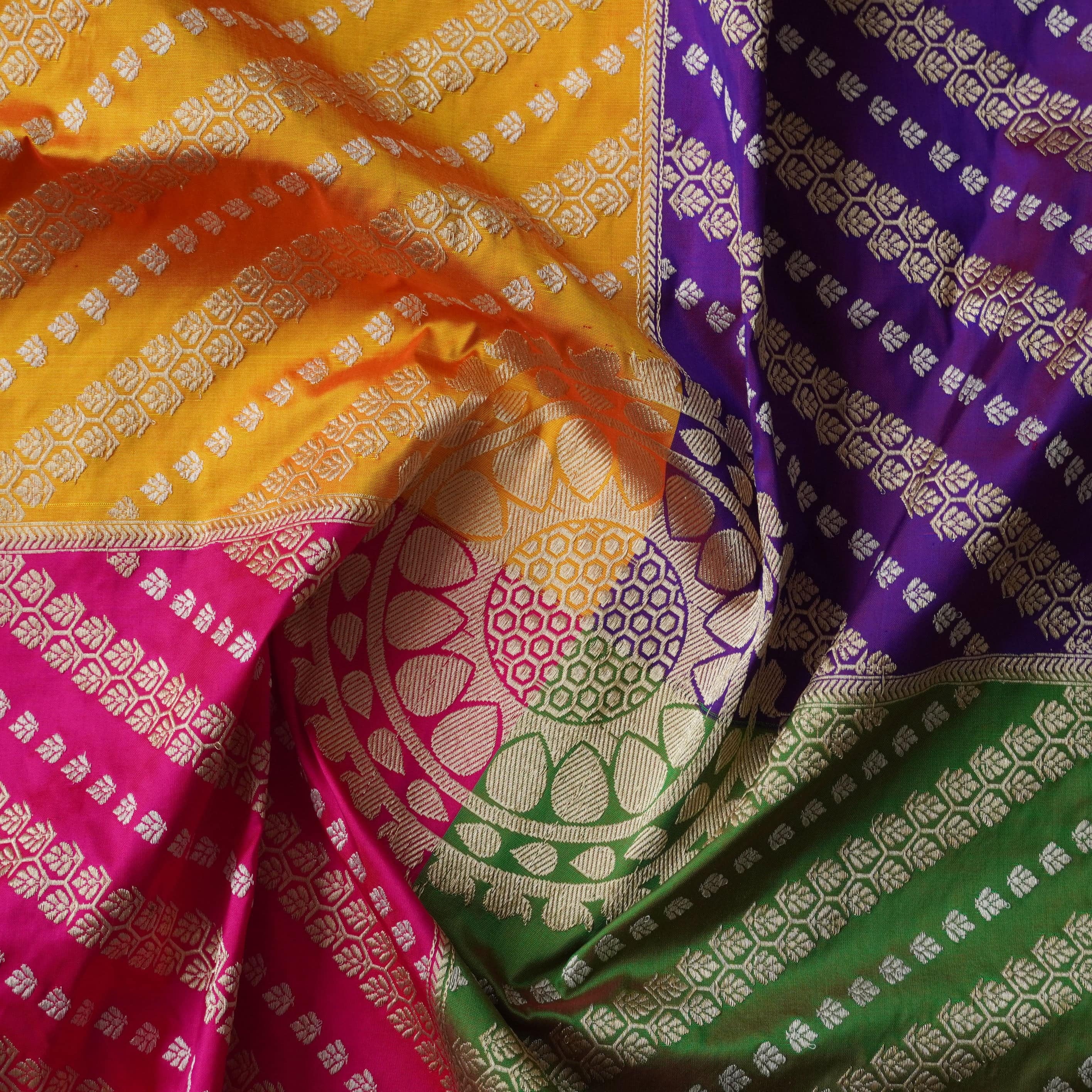 Handloom Banarasi Chauki Rangkat Silk Saree