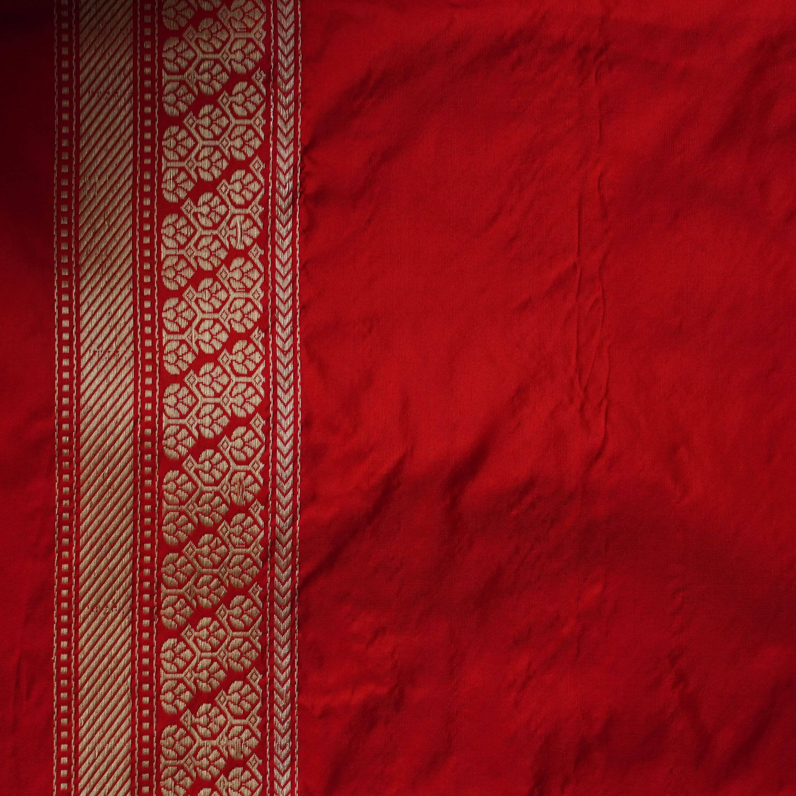 Handloom Banarasi Chauki Rangkat Silk Saree
