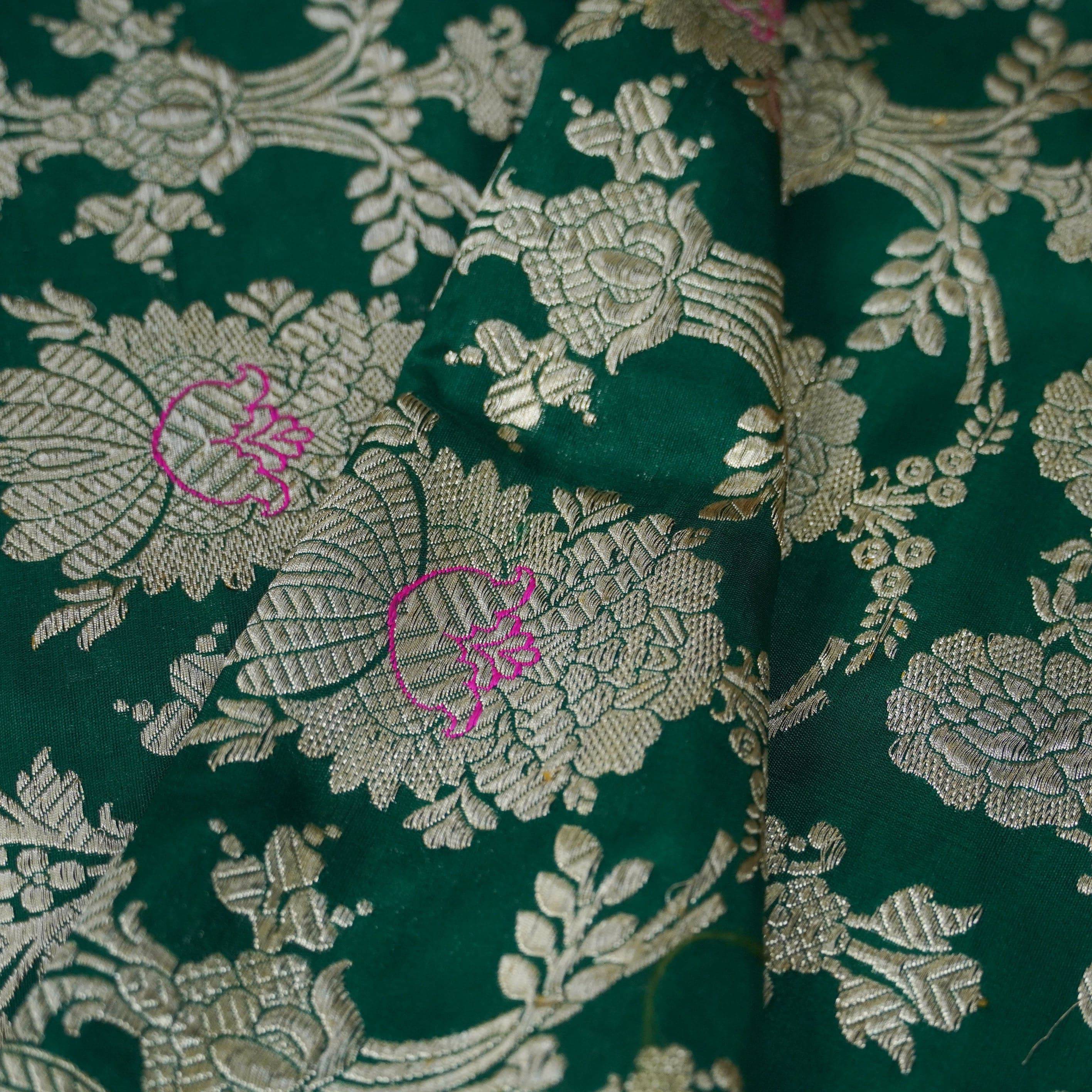 Handwoven Pure Katan Silk Green Mughal Boota Banarasi Saree